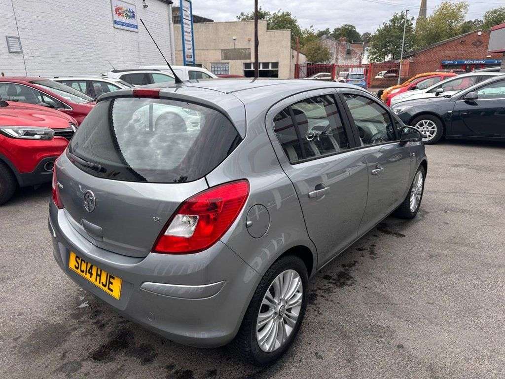 A 2014 VAUXHALL CORSA 1.2 16V SE Hatchback 5dr Petrol Manual Euro 5 (85 ps) FSH 4 Stamps BT USB A A 2014 VAUXHALL CORSA 1.2 16V SE Hatchback 5dr Petrol Manual Euro 5 (85 ps) FSH 4 Stamps BT USB A