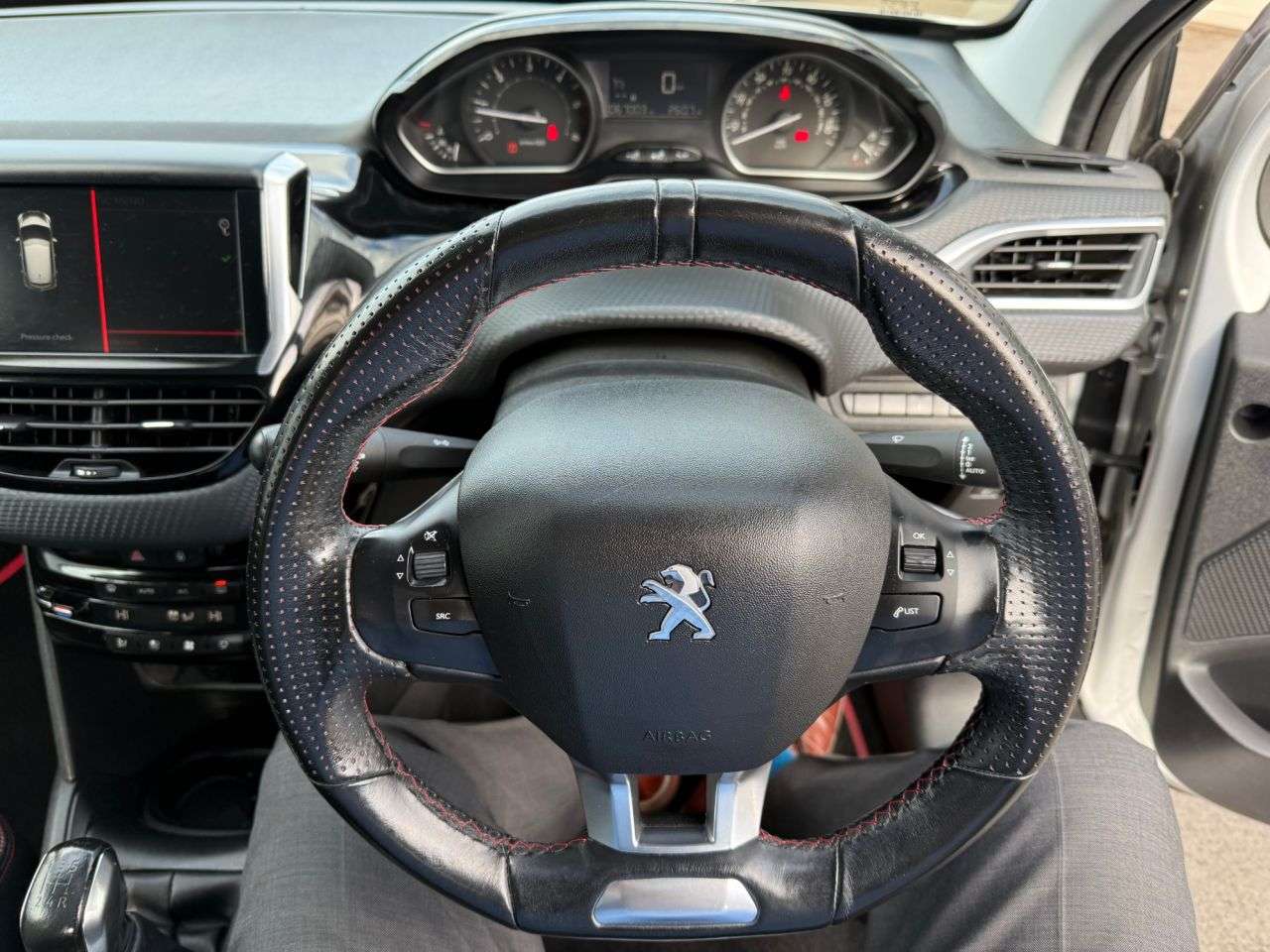 2018 PEUGEOT 208 2018 PEUGEOT 208