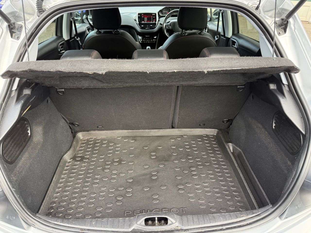 2018 PEUGEOT 208 2018 PEUGEOT 208