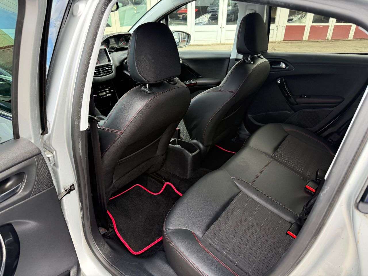 2018 PEUGEOT 208 2018 PEUGEOT 208