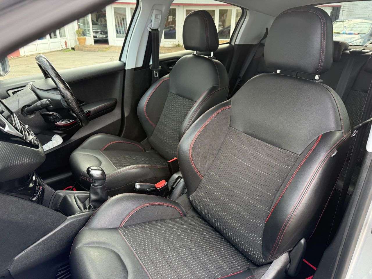 2018 PEUGEOT 208 2018 PEUGEOT 208