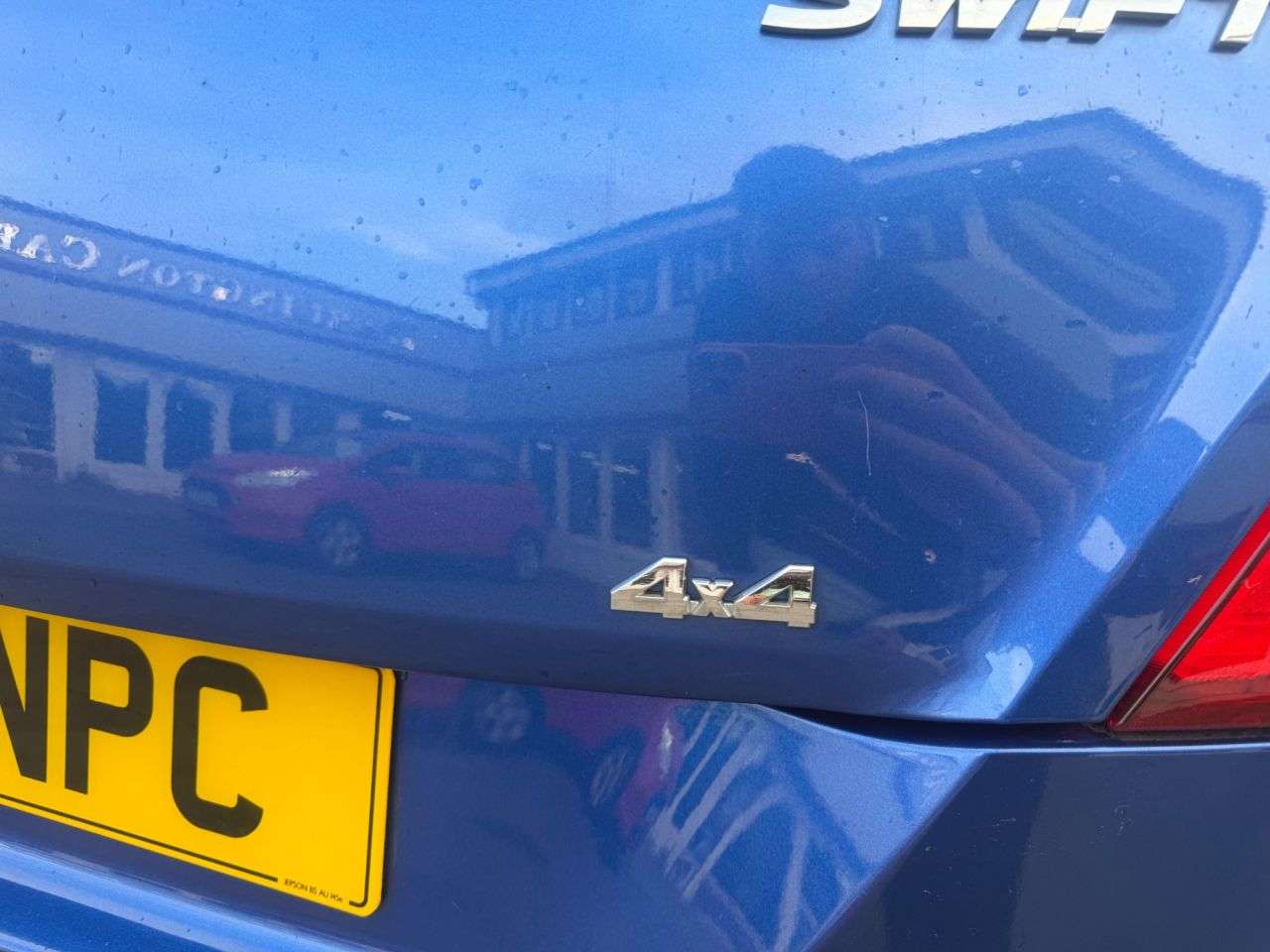 A 2015 SUZUKI SWIFT 1.2 Dualjet SZ4 Hatchback 5dr Petrol Manual ALLGRIP Euro 5 (s/s) (90 ps) 4X A 2015 SUZUKI SWIFT 1.2 Dualjet SZ4 Hatchback 5dr Petrol Manual ALLGRIP Euro 5 (s/s) (90 ps) 4X