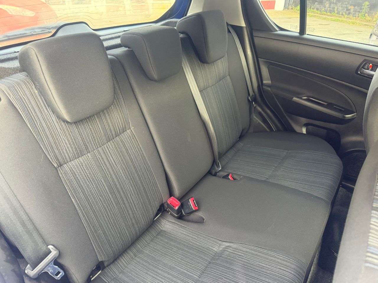 2015 SUZUKI SWIFT 2015 SUZUKI SWIFT