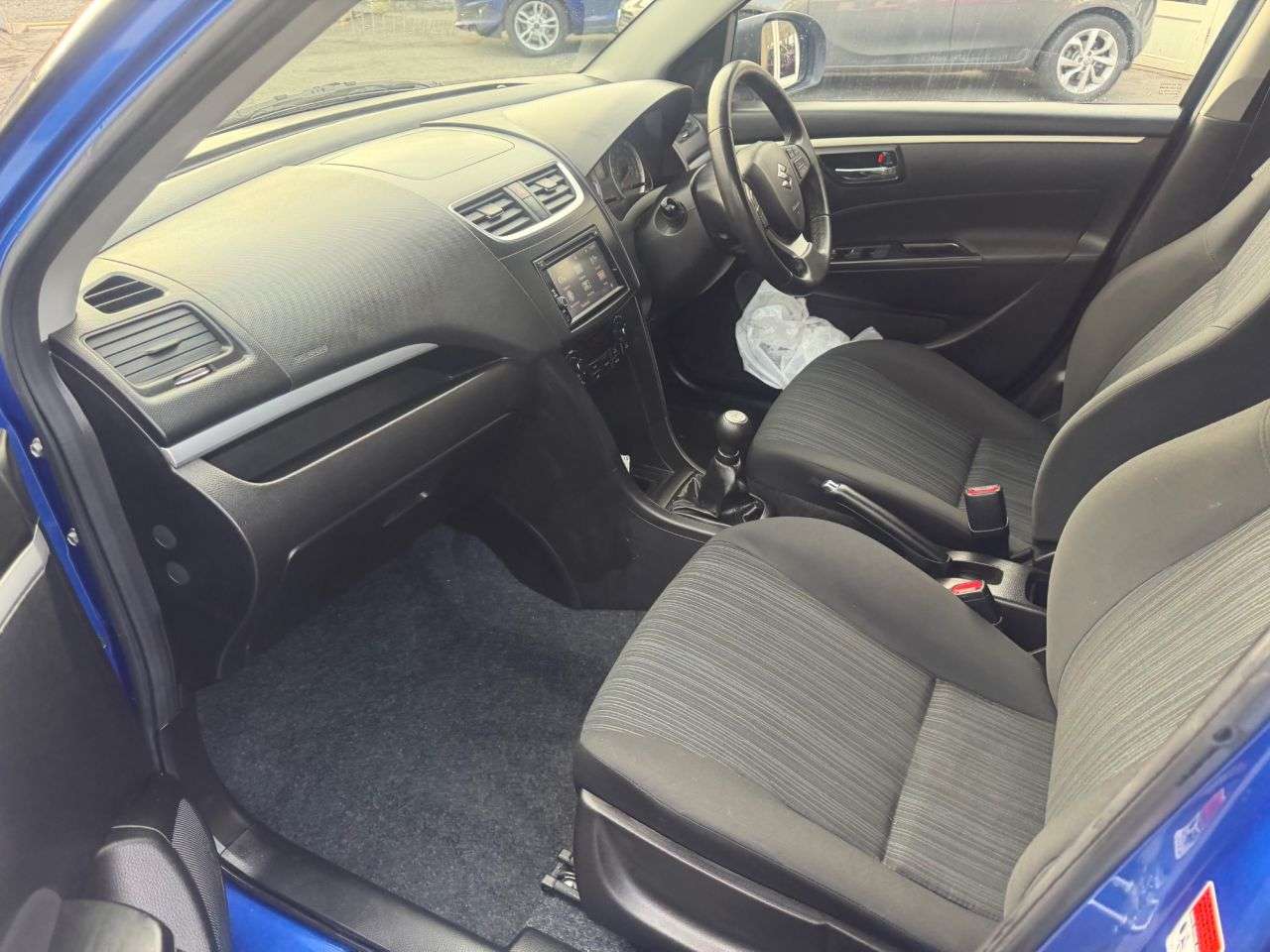 2015 SUZUKI SWIFT 2015 SUZUKI SWIFT