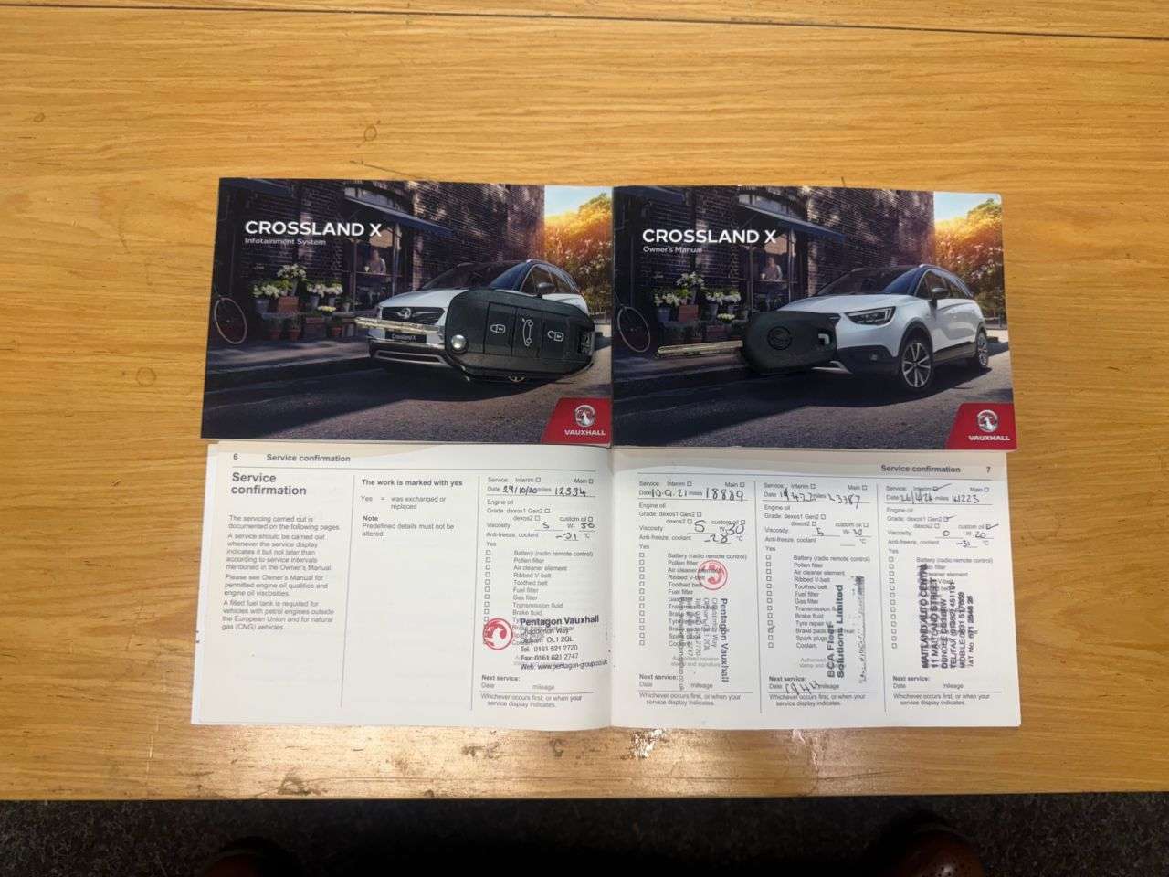 A 2019 VAUXHALL CROSSLAND X 1.2 SE SUV 5dr Petrol Manual Euro 6 (83 ps) 5 service stamps 1 previous own A 2019 VAUXHALL CROSSLAND X 1.2 SE SUV 5dr Petrol Manual Euro 6 (83 ps) 5 service stamps 1 previous own