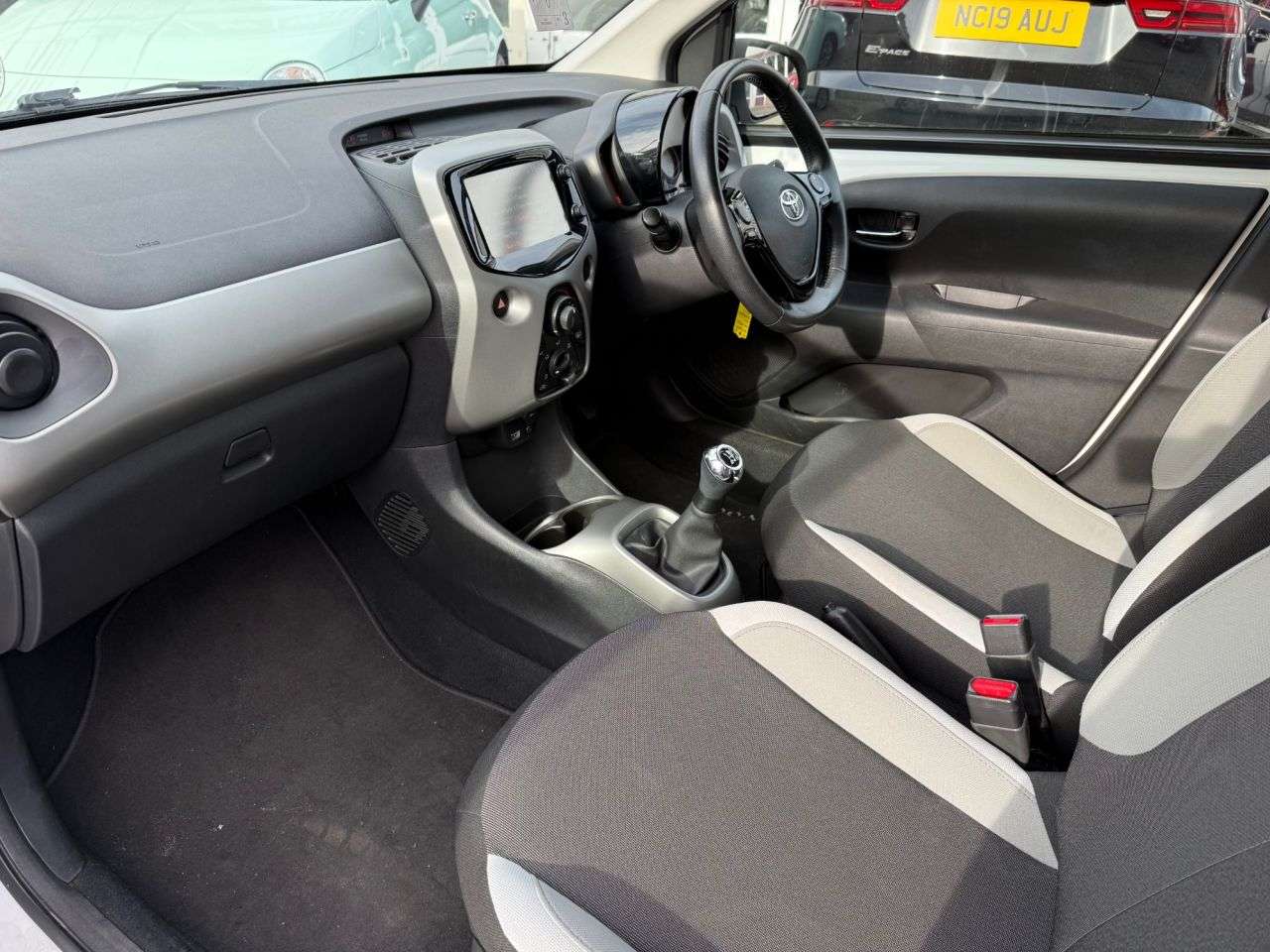 2017 TOYOTA AYGO 2017 TOYOTA AYGO