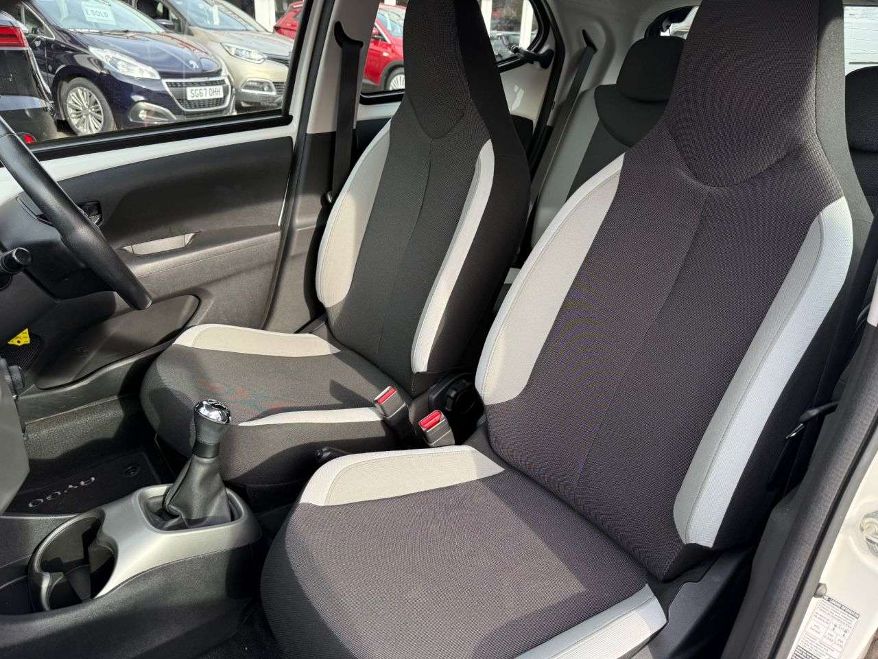 2017 TOYOTA AYGO 2017 TOYOTA AYGO