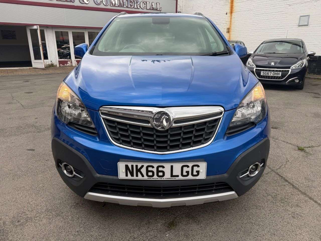 A 2016 VAUXHALL MOKKA 1.6 CDTi SE SUV 5dr Diesel Manual 4WD Euro 6 (s/s) (136 ps) only 40,000 mil A 2016 VAUXHALL MOKKA 1.6 CDTi SE SUV 5dr Diesel Manual 4WD Euro 6 (s/s) (136 ps) only 40,000 mil