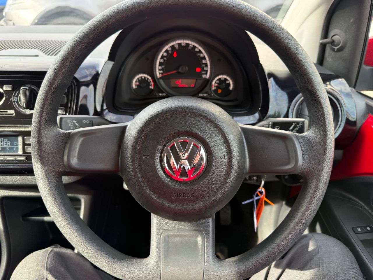 2015 VOLKSWAGEN UP! 2015 VOLKSWAGEN UP!