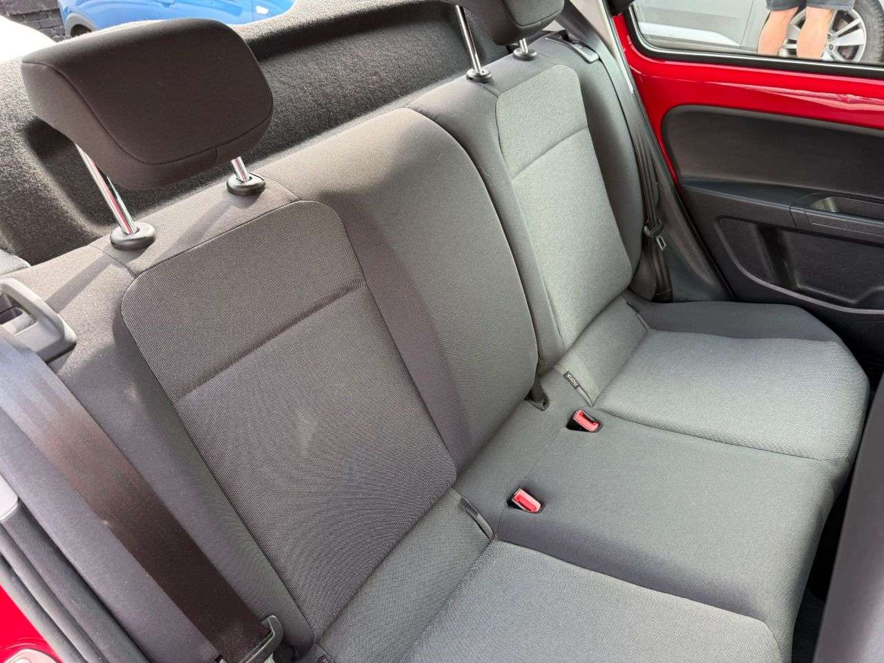 2015 VOLKSWAGEN UP! 2015 VOLKSWAGEN UP!