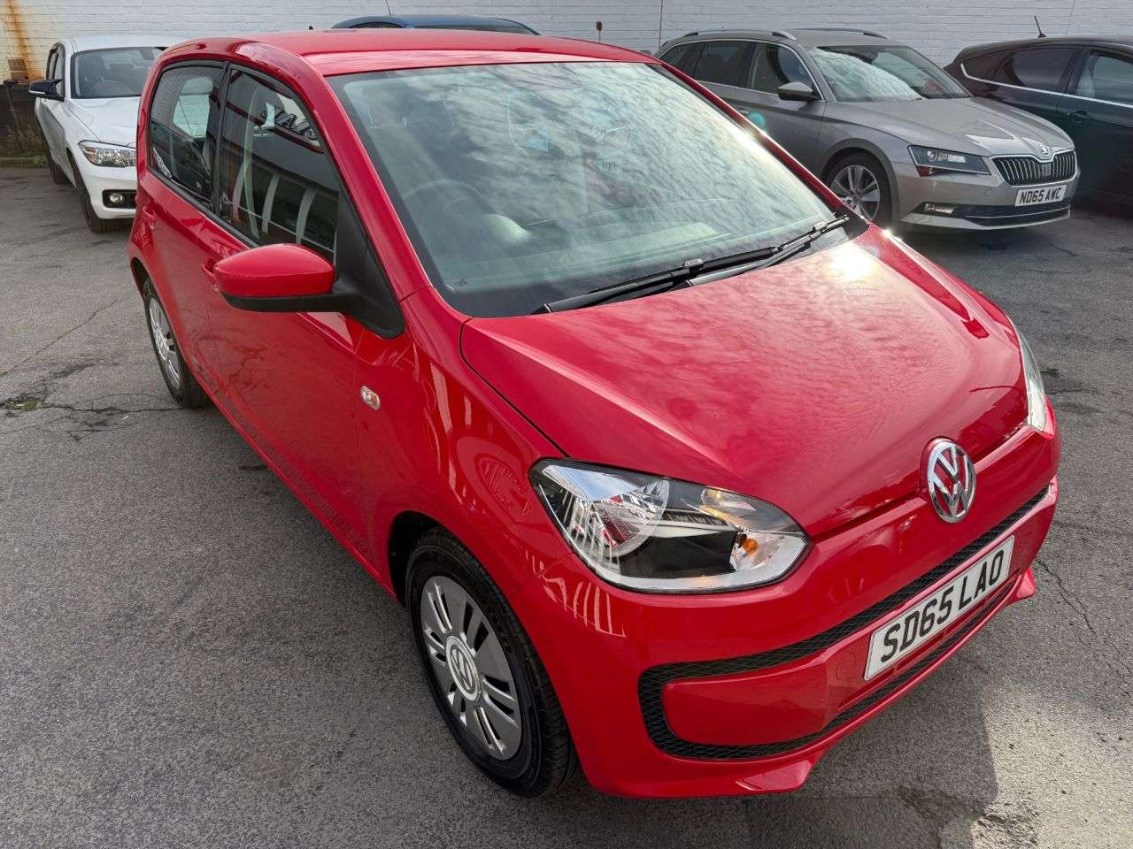 2015 VOLKSWAGEN UP! 2015 VOLKSWAGEN UP!