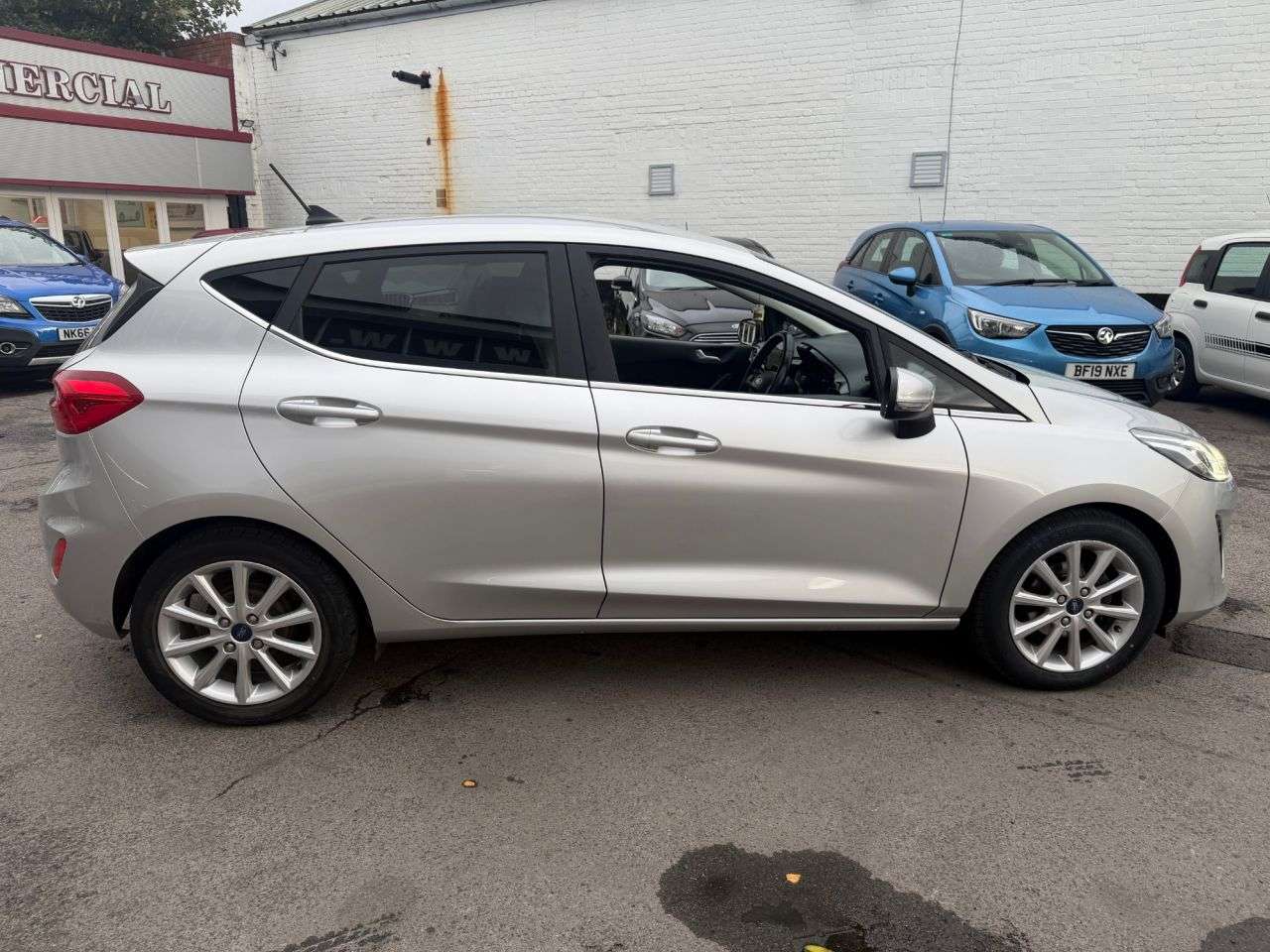 A 2019 FORD FIESTA 1.0T EcoBoost GPF Titanium Hatchback 5dr Petrol Manual Euro 6 (s/s) (100 ps A 2019 FORD FIESTA 1.0T EcoBoost GPF Titanium Hatchback 5dr Petrol Manual Euro 6 (s/s) (100 ps