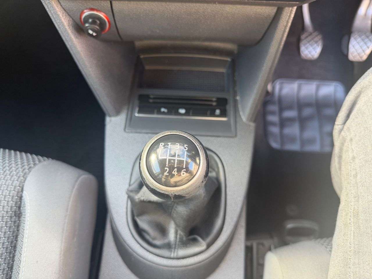 2011 VOLKSWAGEN TOURAN 2011 VOLKSWAGEN TOURAN