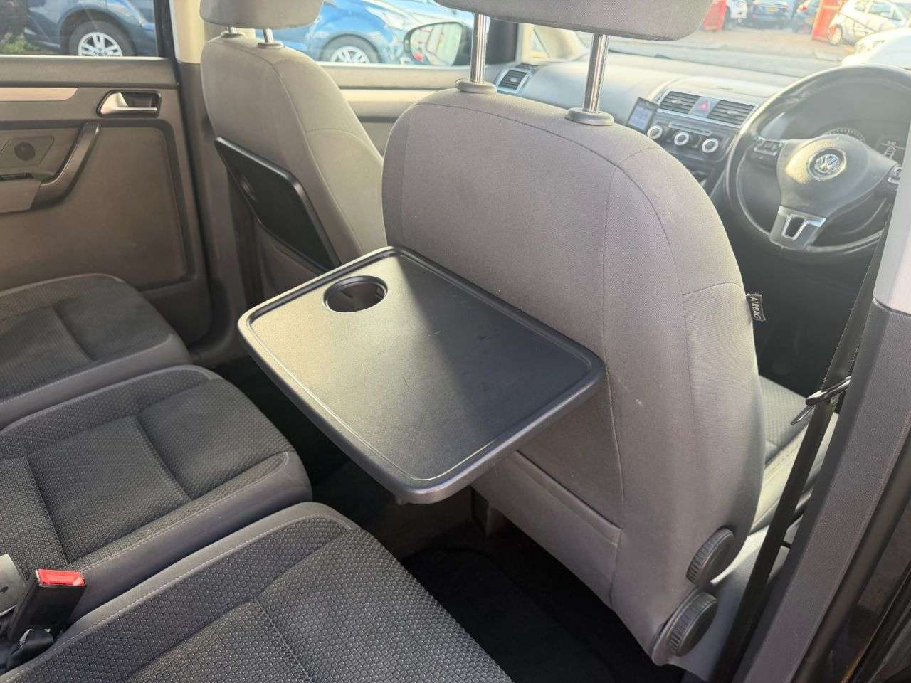2011 VOLKSWAGEN TOURAN 2011 VOLKSWAGEN TOURAN