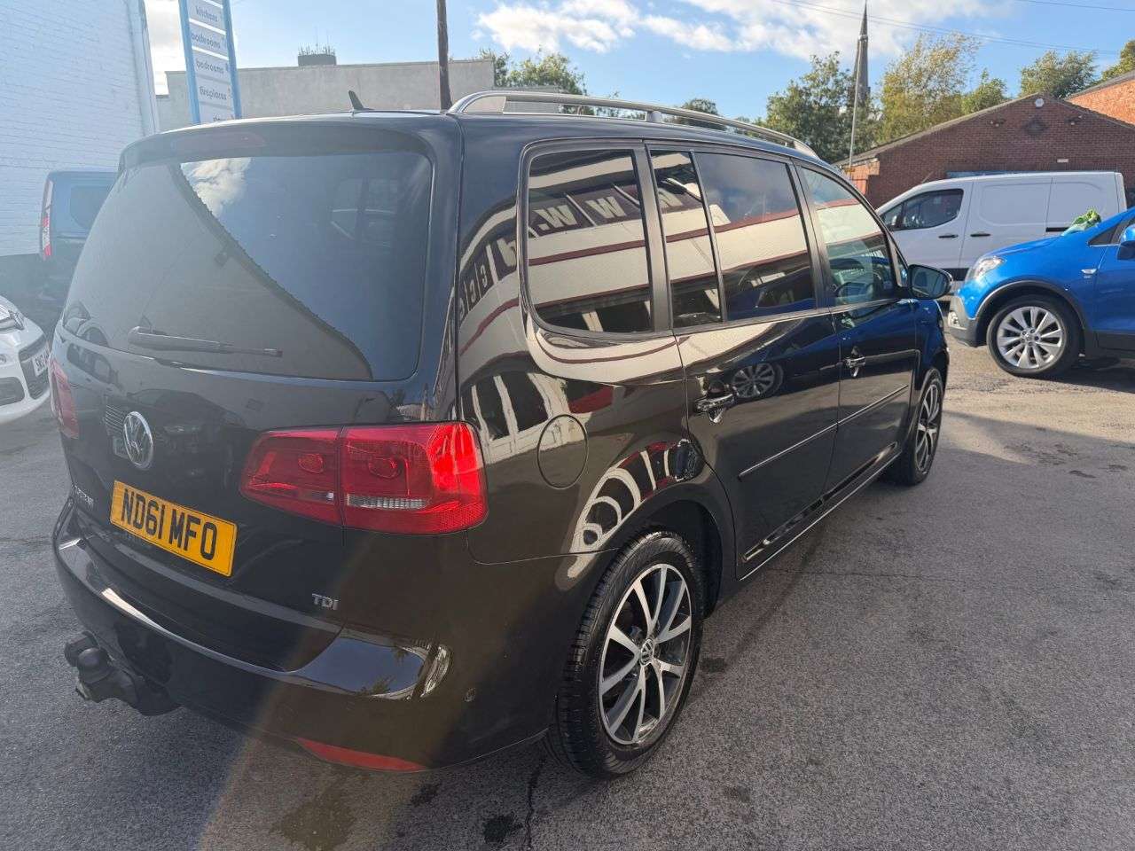 2011 VOLKSWAGEN TOURAN 2011 VOLKSWAGEN TOURAN