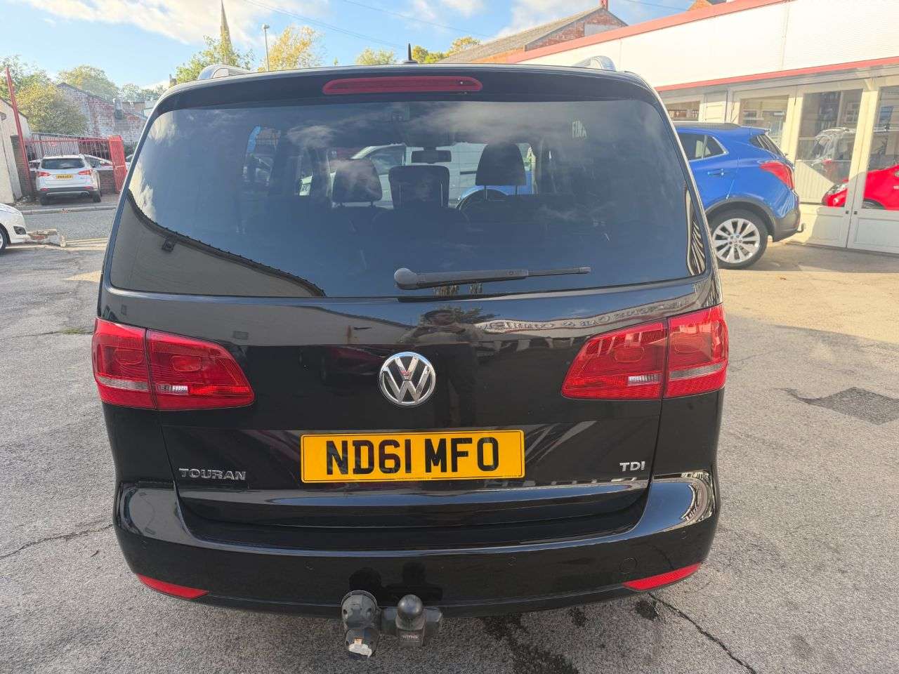 2011 VOLKSWAGEN TOURAN 2011 VOLKSWAGEN TOURAN