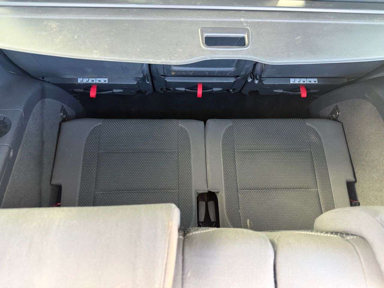 2011 VOLKSWAGEN TOURAN 2011 VOLKSWAGEN TOURAN