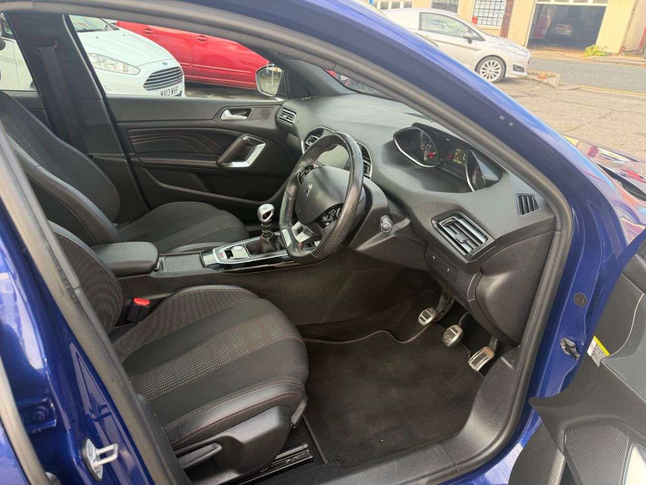2019 PEUGEOT 308 2019 PEUGEOT 308