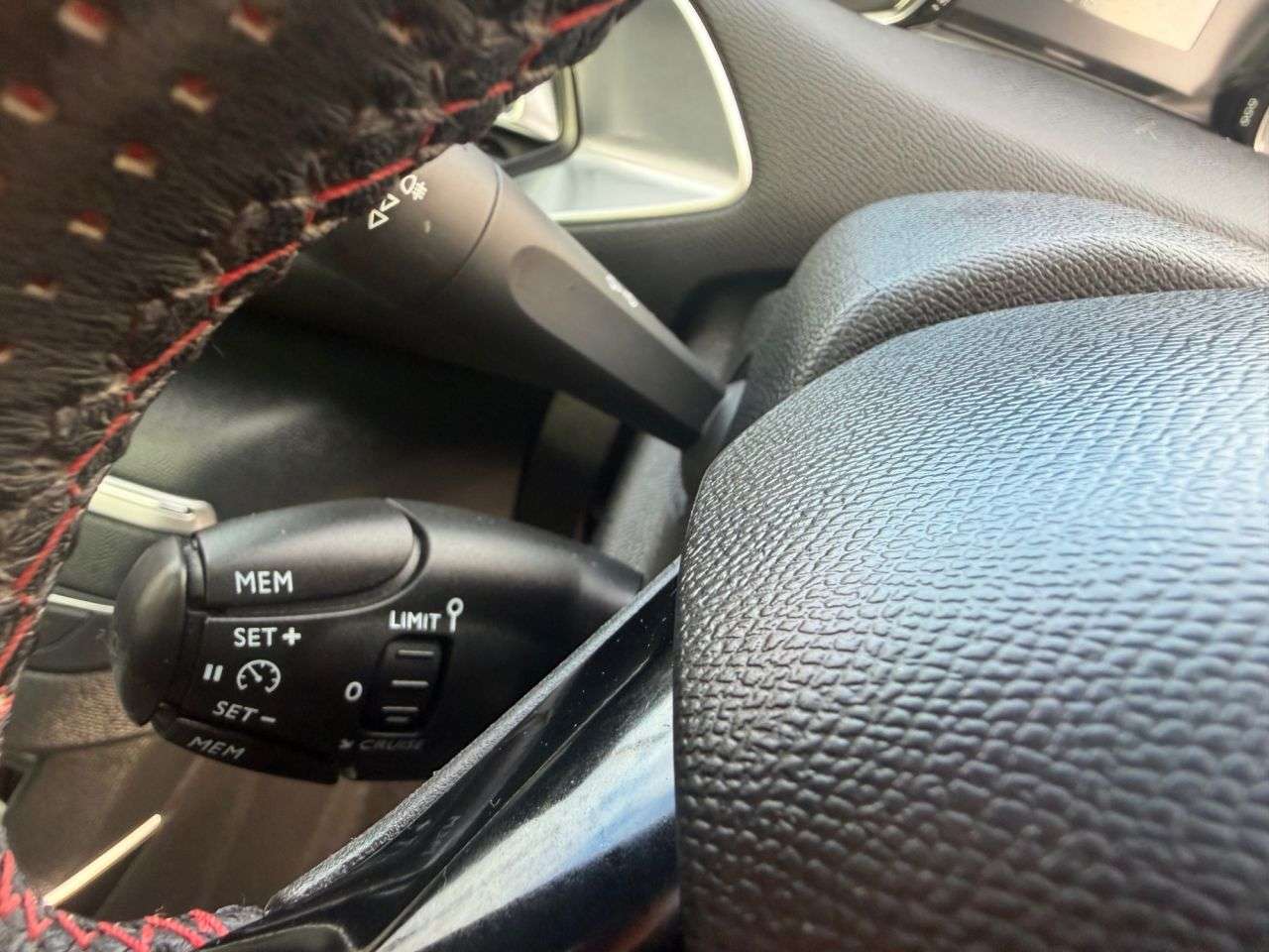 2019 PEUGEOT 308 2019 PEUGEOT 308