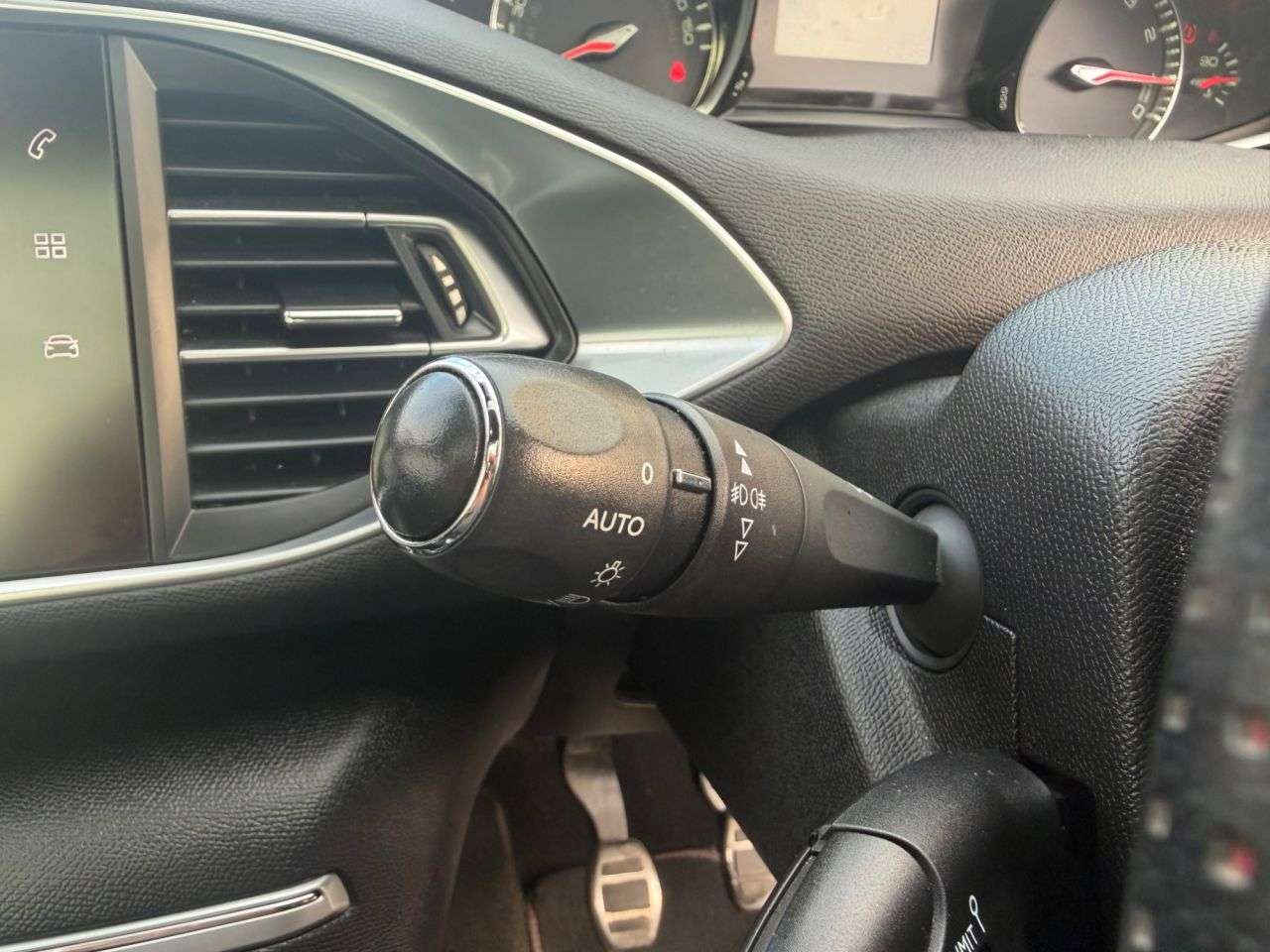 2019 PEUGEOT 308 2019 PEUGEOT 308