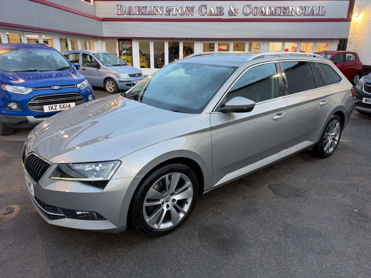A 2015 SKODA SUPERB 2.0 TDI SE L Executive Estate 5dr Diesel Manual 4WD Euro 6 (s/s) (150 ps) 4 A 2015 SKODA SUPERB 2.0 TDI SE L Executive Estate 5dr Diesel Manual 4WD Euro 6 (s/s) (150 ps) 4