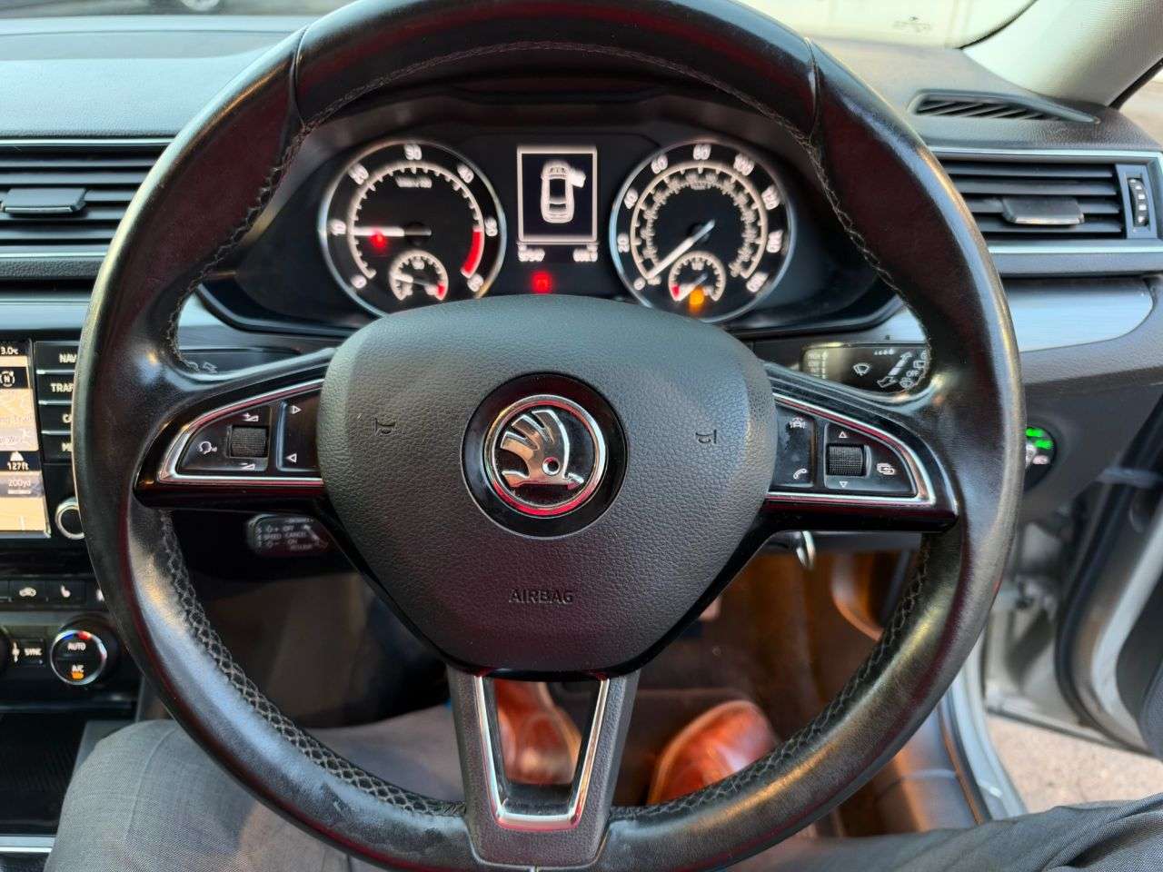 2015 SKODA SUPERB 2015 SKODA SUPERB