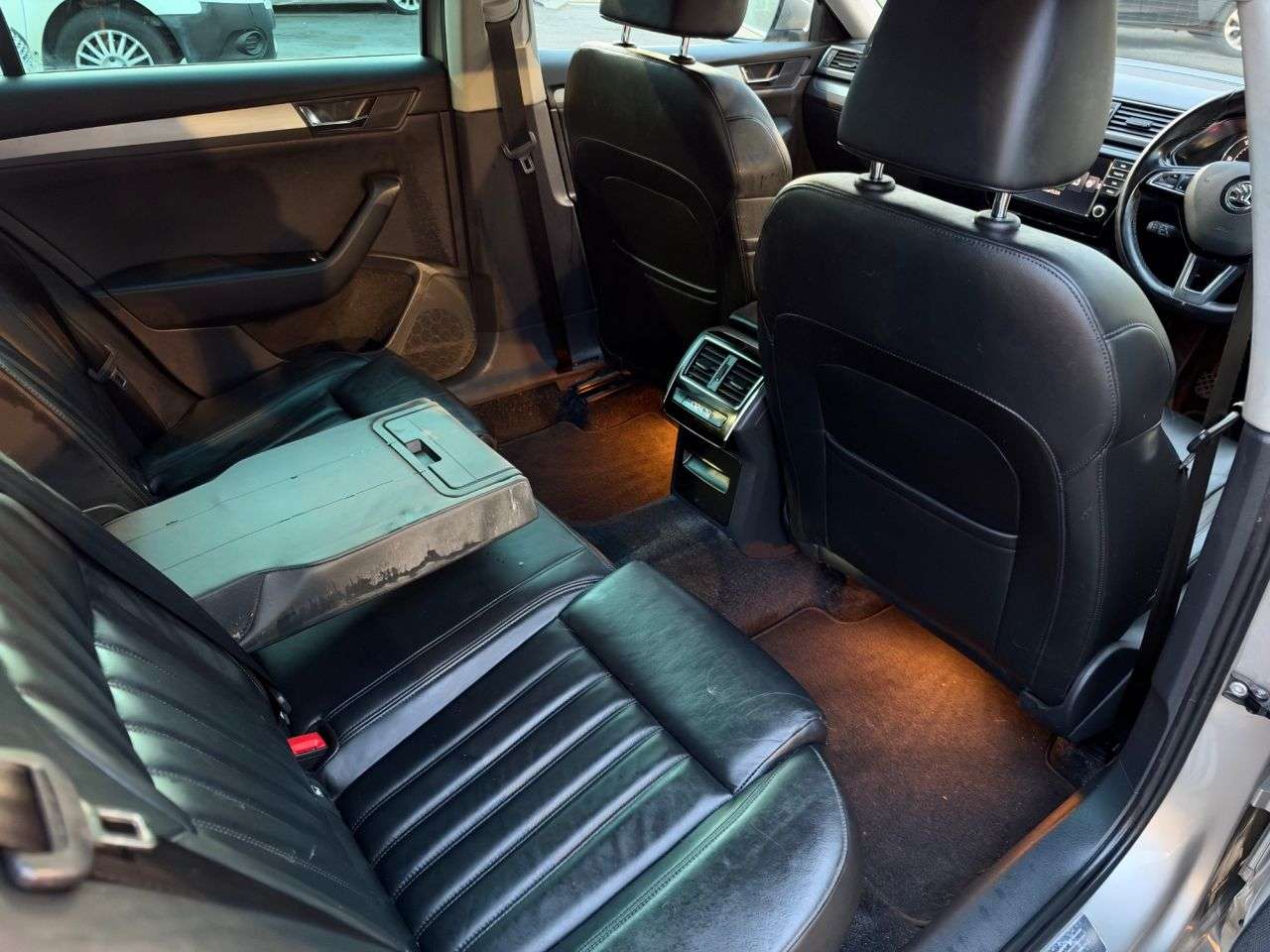 2015 SKODA SUPERB 2015 SKODA SUPERB