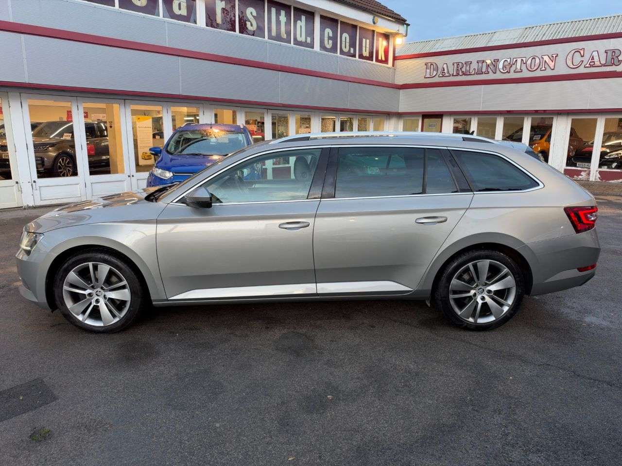 2015 SKODA SUPERB 2015 SKODA SUPERB