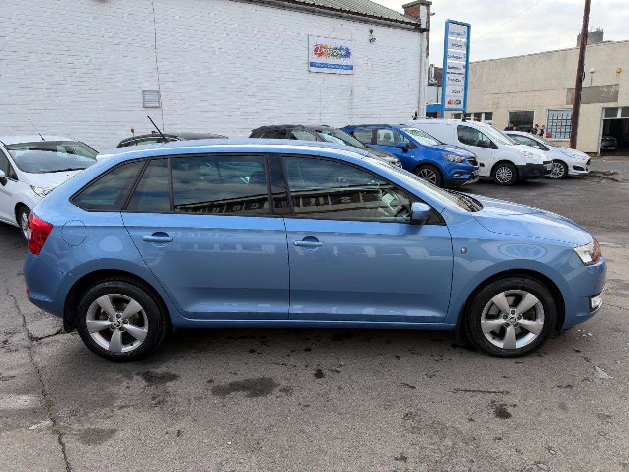 2015 SKODA RAPID 2015 SKODA RAPID