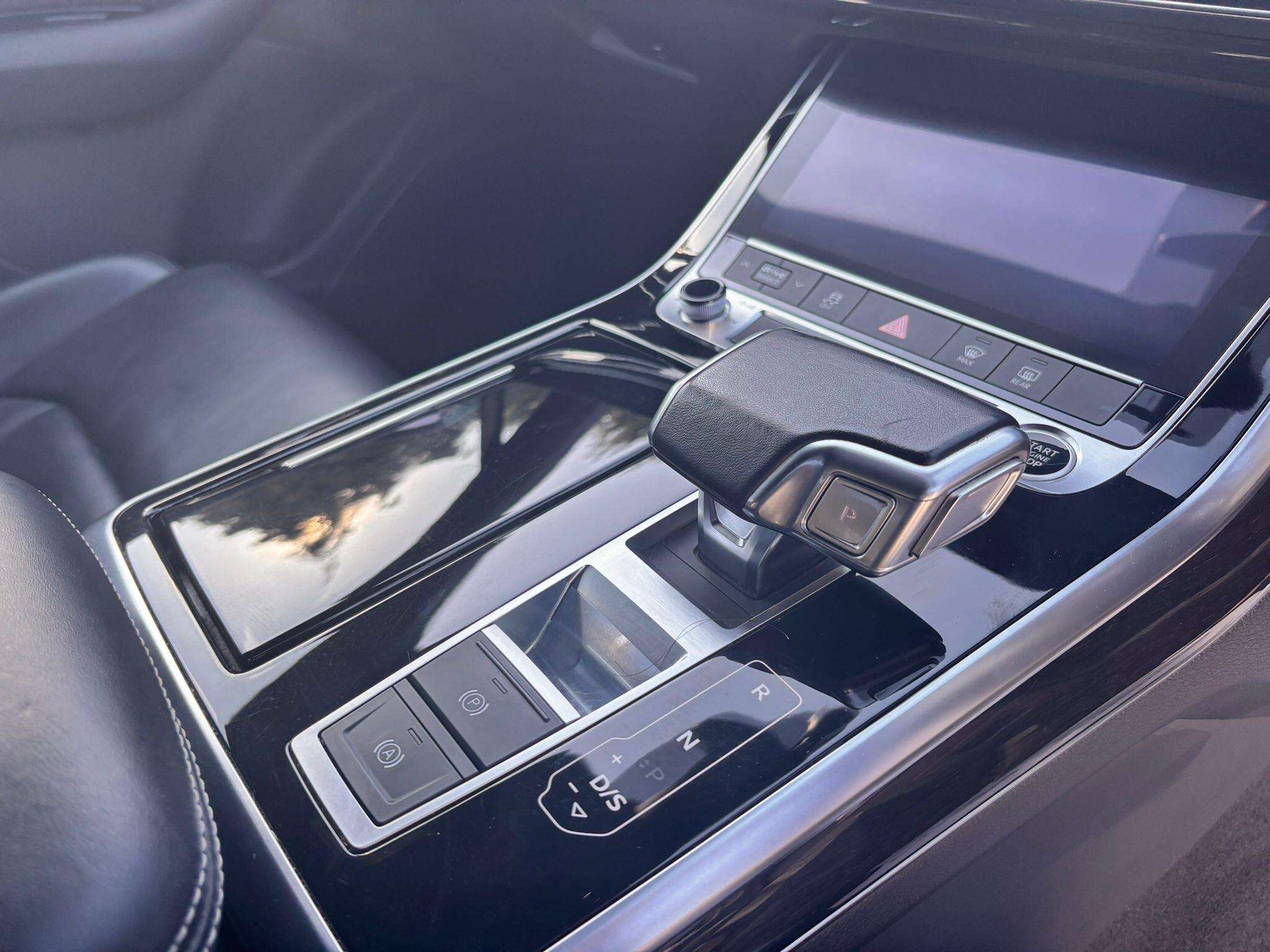 2022 AUDI Q7 2022 AUDI Q7