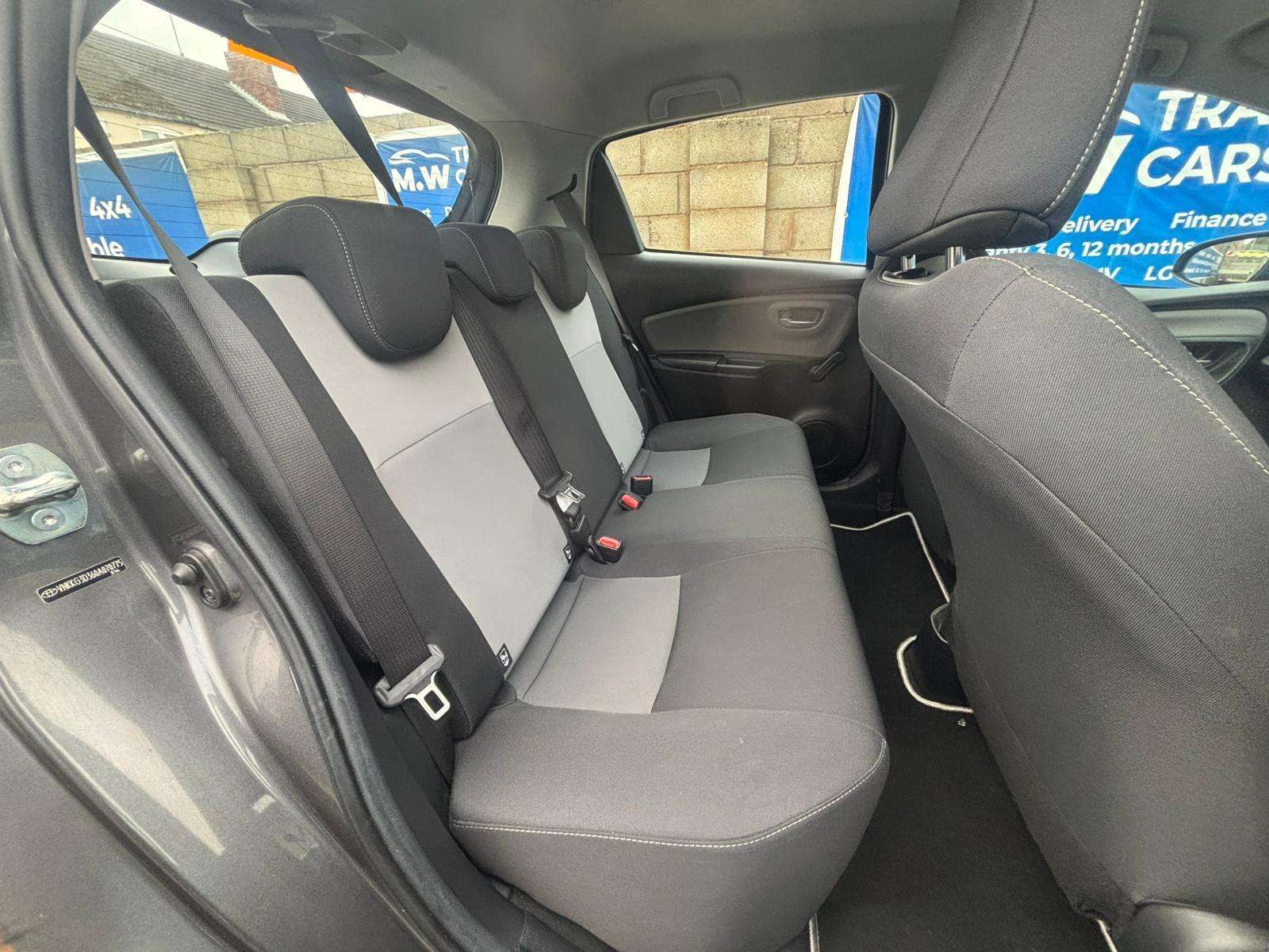 2018 TOYOTA YARIS 2018 TOYOTA YARIS