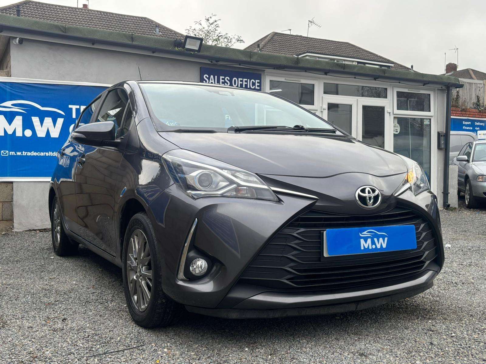 A 2018 TOYOTA YARIS 1.5 VVT-i Icon Euro 6 5dr A 2018 TOYOTA YARIS 1.5 VVT-i Icon Euro 6 5dr