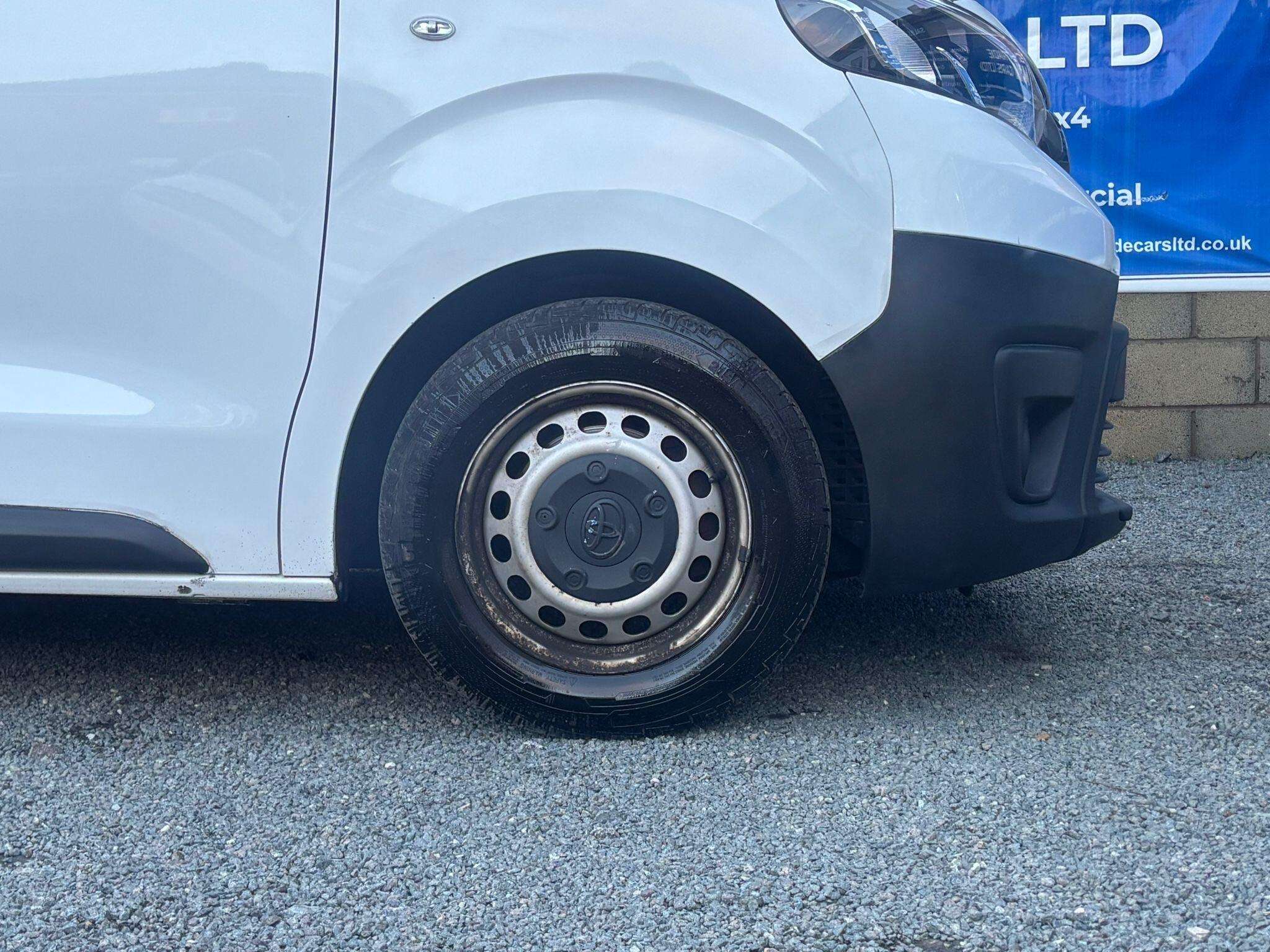 2020 TOYOTA PROACE 2020 TOYOTA PROACE