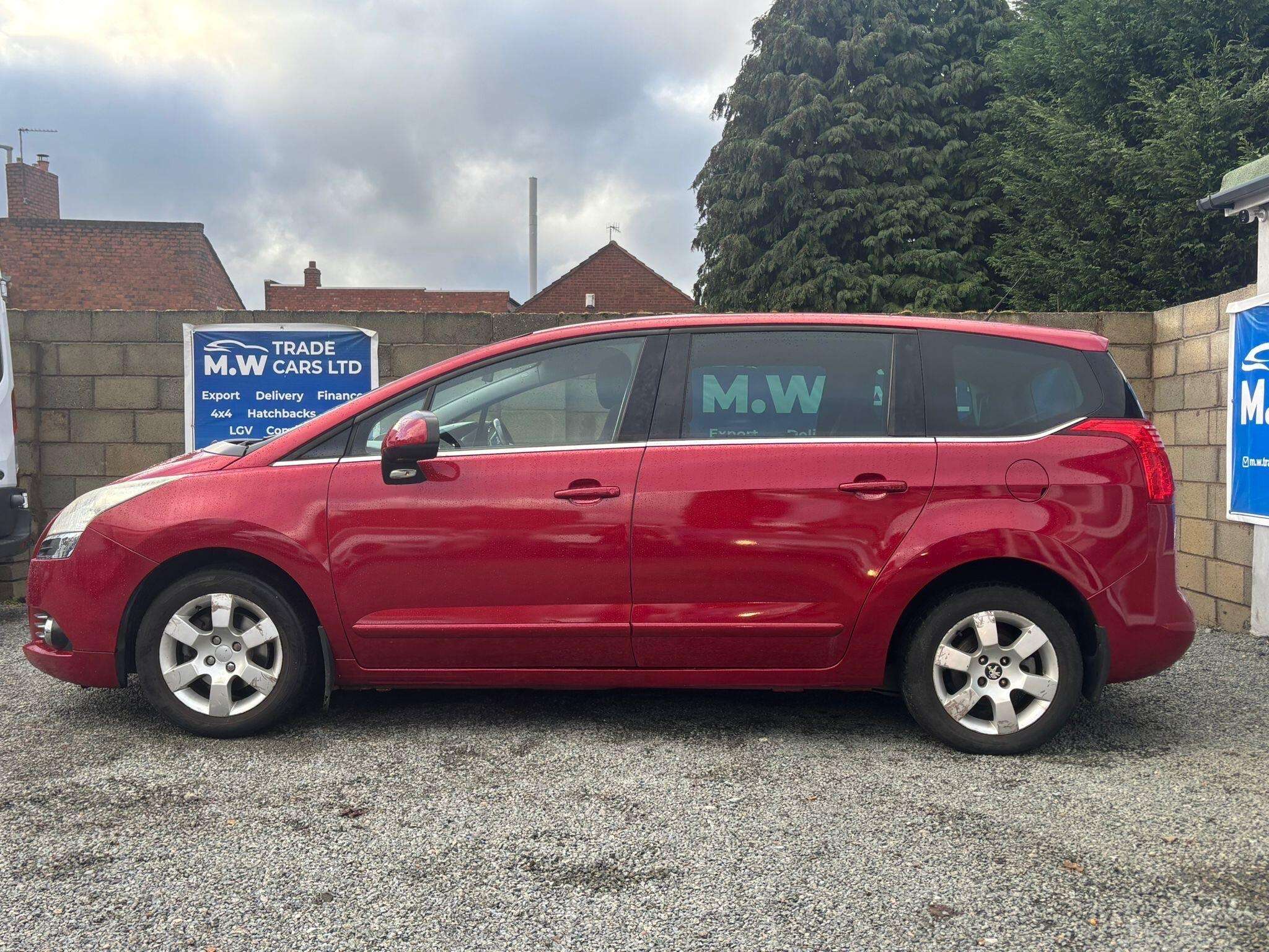 2012 PEUGEOT 5008 2012 PEUGEOT 5008