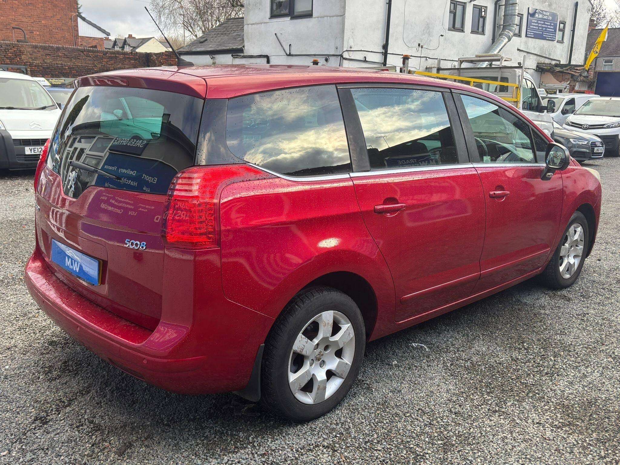 2012 PEUGEOT 5008 2012 PEUGEOT 5008