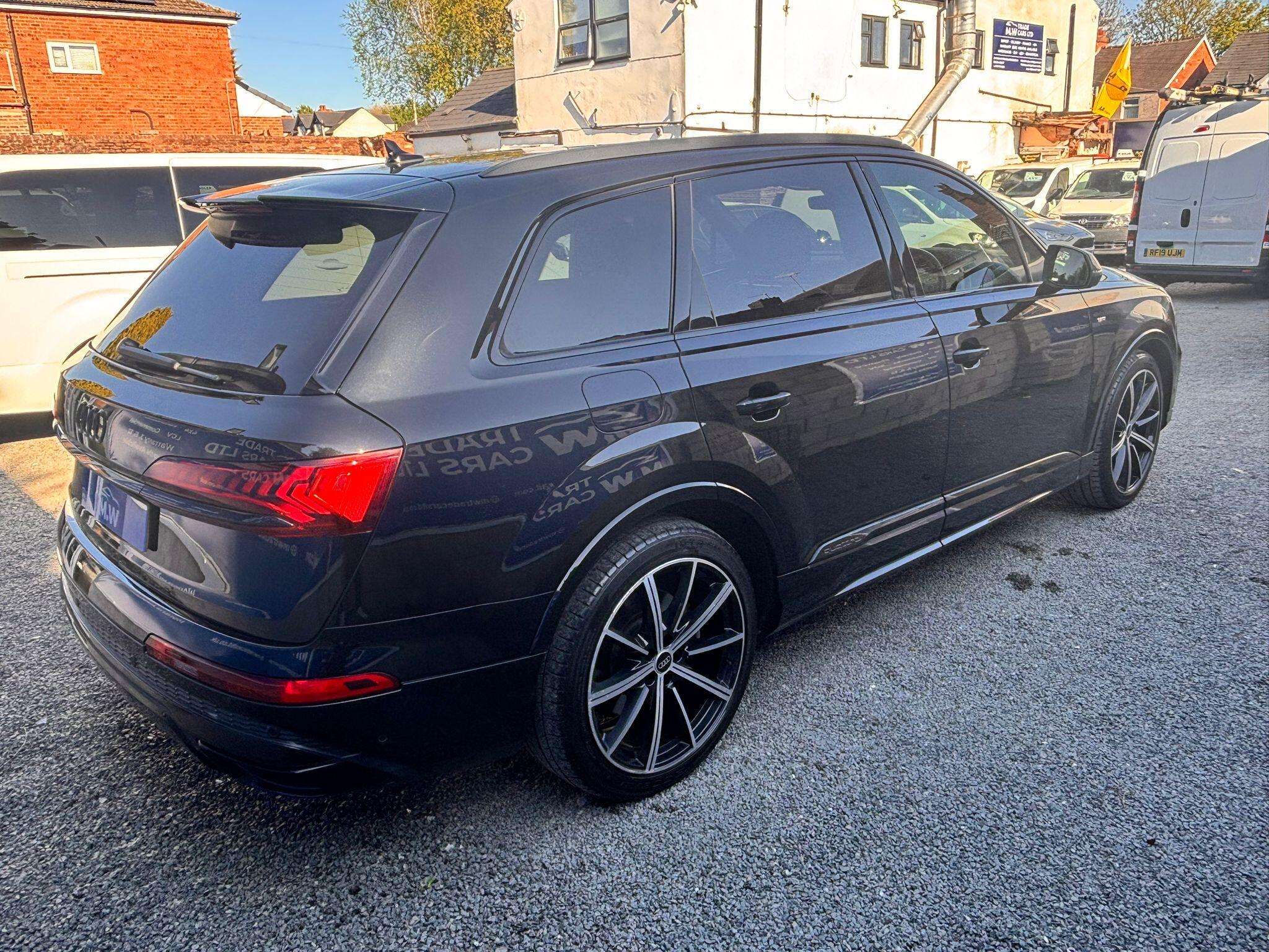 2022 AUDI Q7 2022 AUDI Q7