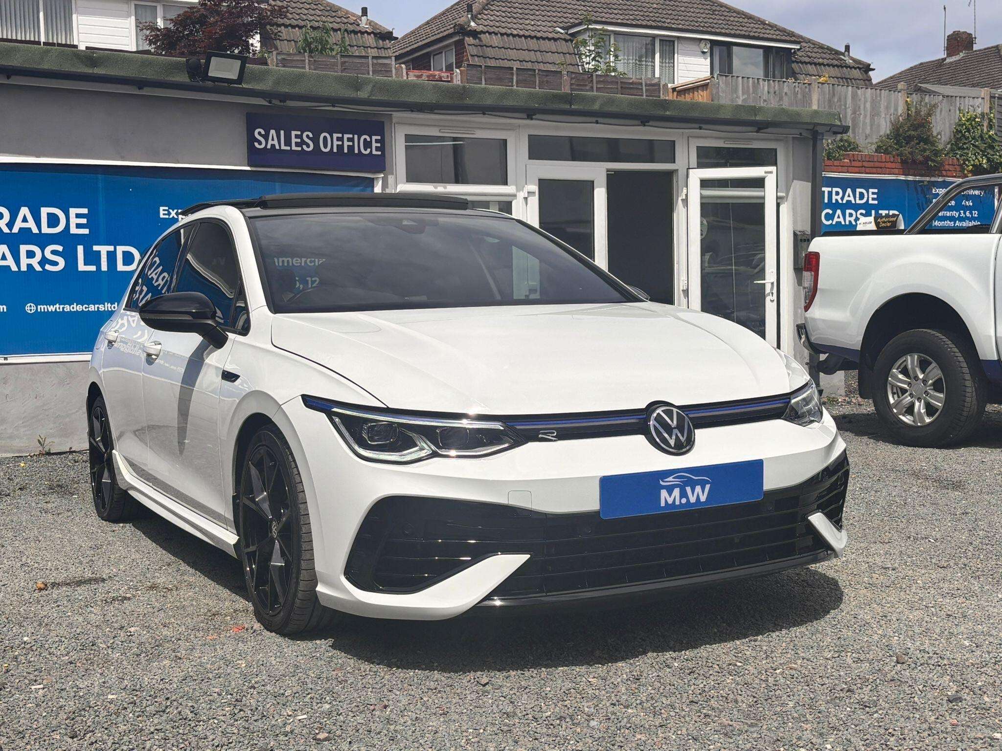 A 2023 VOLKSWAGEN GOLF 2.0 TSI R DSG 4Motion Euro 6 (s/s) 5dr A 2023 VOLKSWAGEN GOLF 2.0 TSI R DSG 4Motion Euro 6 (s/s) 5dr
