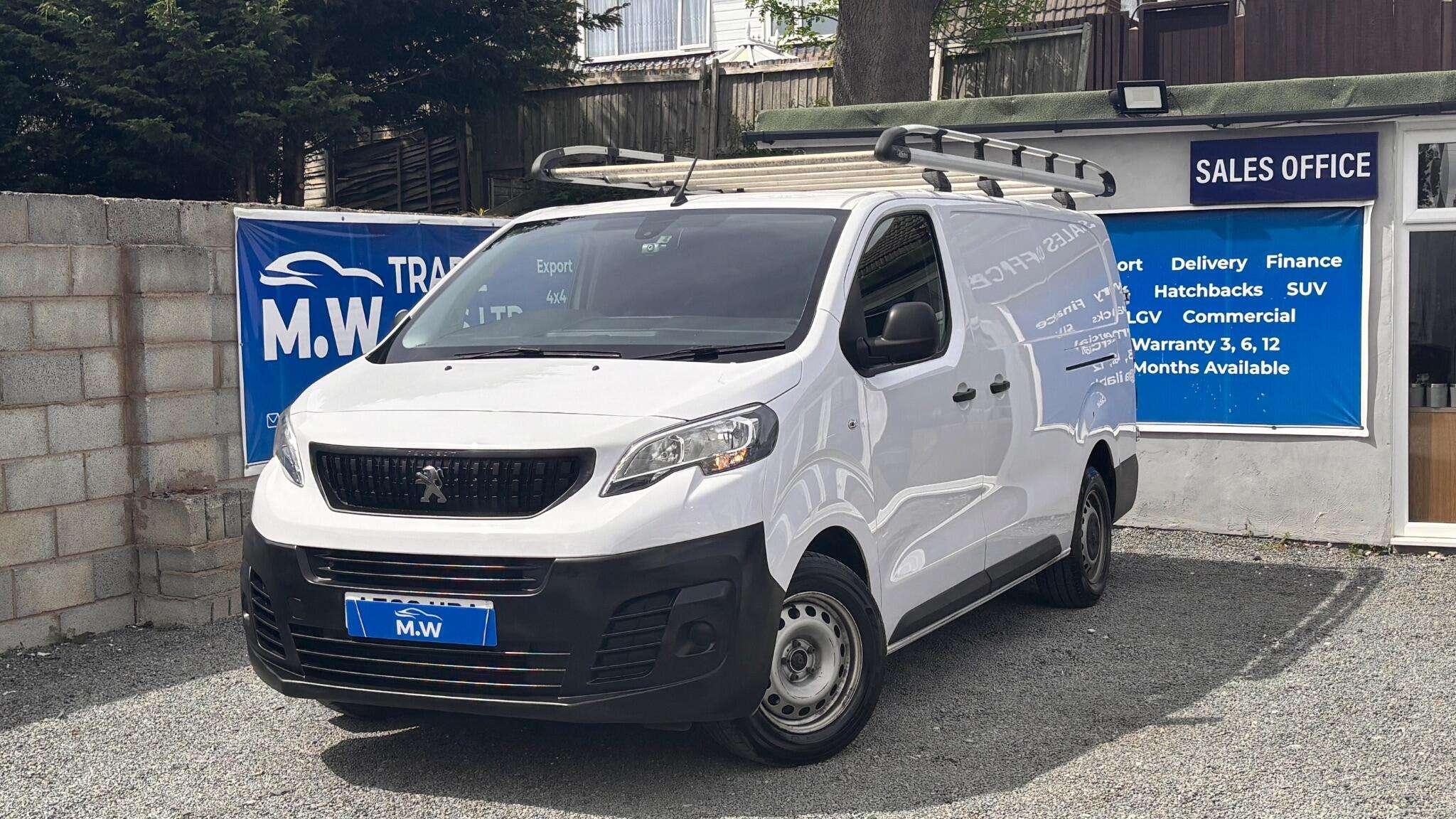 A 2023 PEUGEOT EXPERT 2.0 BlueHDi 1400 Professional Premium + Long Panel Van LWB Euro 6 (s/s) 6dr A 2023 PEUGEOT EXPERT 2.0 BlueHDi 1400 Professional Premium + Long Panel Van LWB Euro 6 (s/s) 6dr