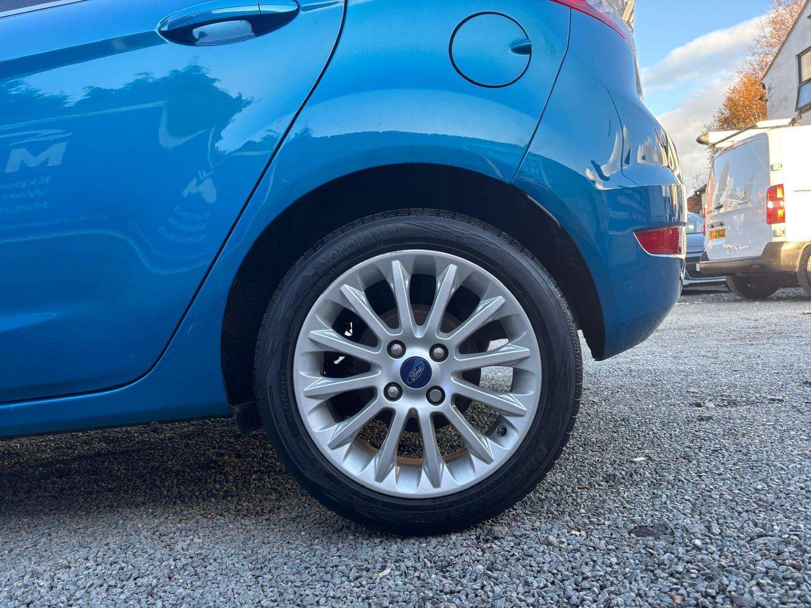 2013 FORD FIESTA 2013 FORD FIESTA