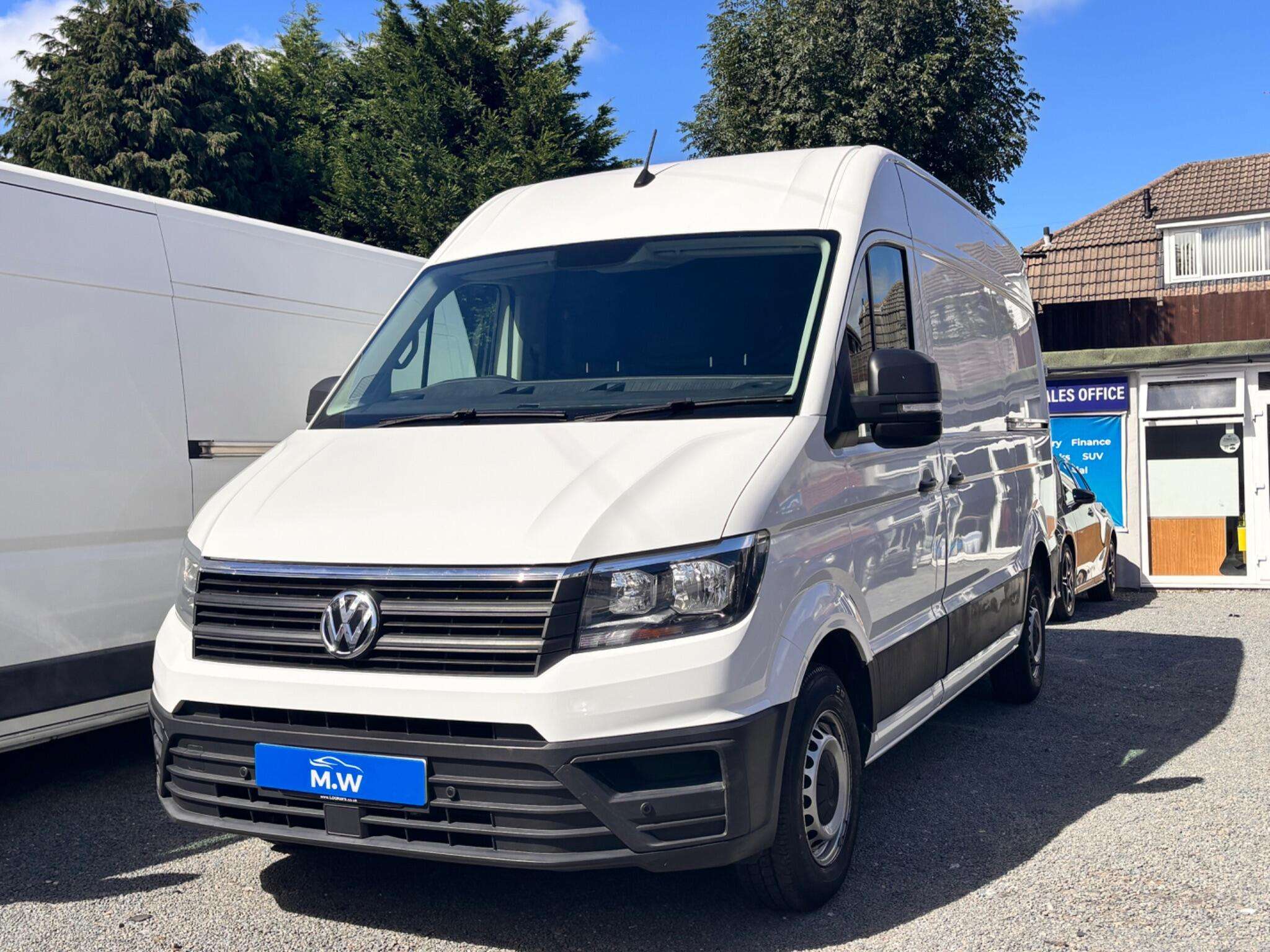 A 2019 VOLKSWAGEN CRAFTER 2.0 TDI CR35 Startline FWD MWB High Roof Euro 6 (s/s) 5dr A 2019 VOLKSWAGEN CRAFTER 2.0 TDI CR35 Startline FWD MWB High Roof Euro 6 (s/s) 5dr