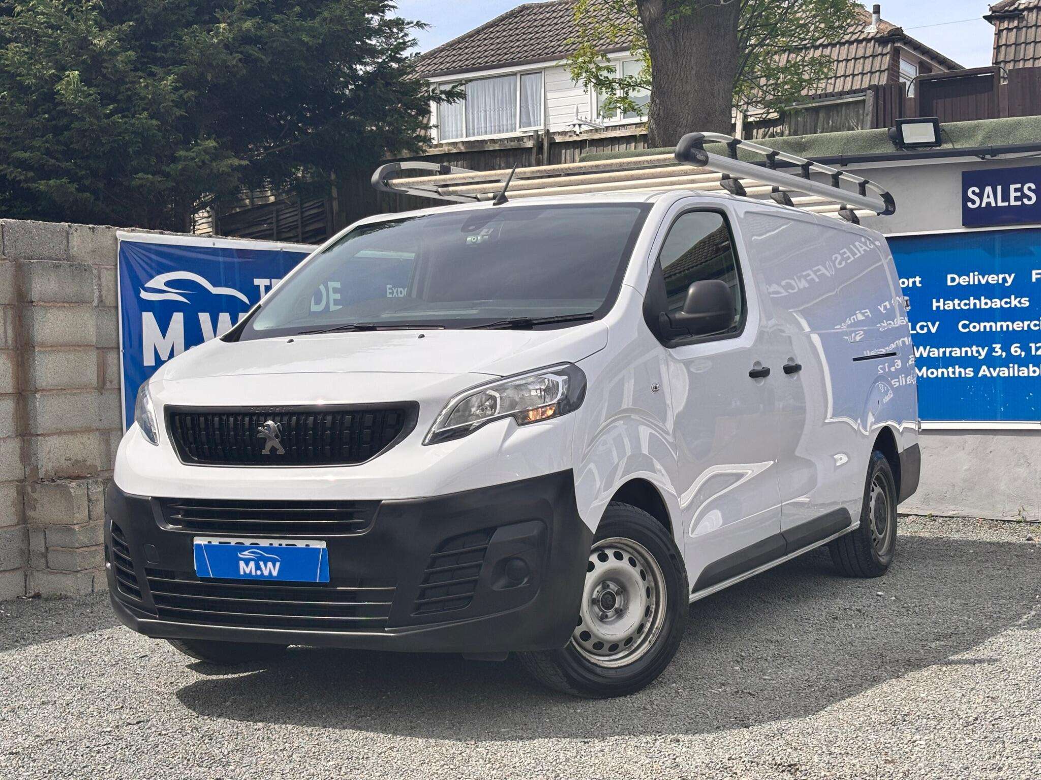 A 2023 PEUGEOT EXPERT 2.0 BlueHDi 1400 Professional Premium + Long Panel Van LWB Euro 6 (s/s) 6dr A 2023 PEUGEOT EXPERT 2.0 BlueHDi 1400 Professional Premium + Long Panel Van LWB Euro 6 (s/s) 6dr
