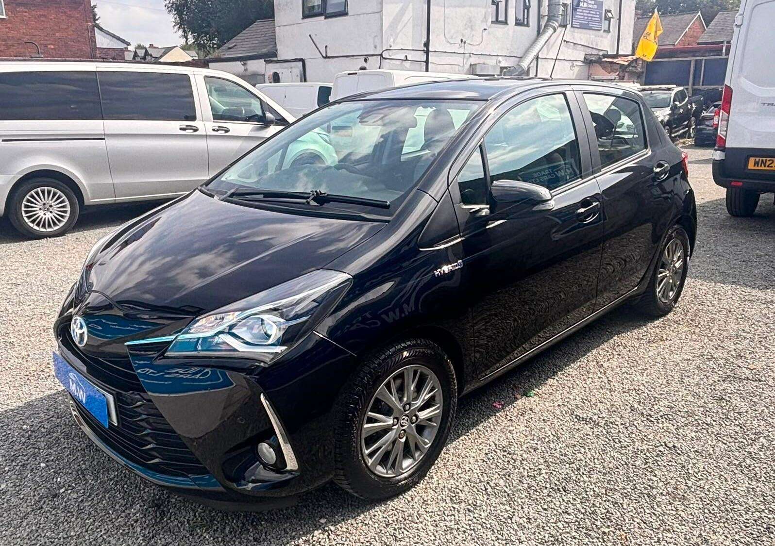 2018 TOYOTA YARIS 2018 TOYOTA YARIS