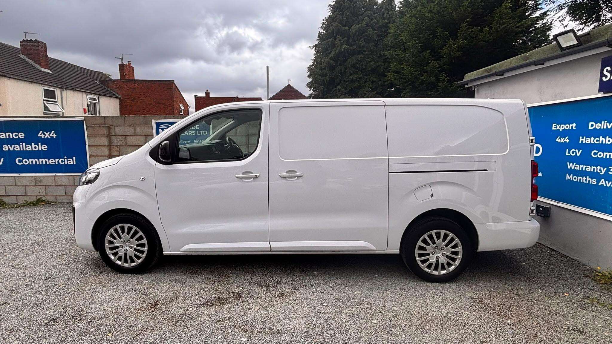 2023 VAUXHALL VIVARO 2023 VAUXHALL VIVARO