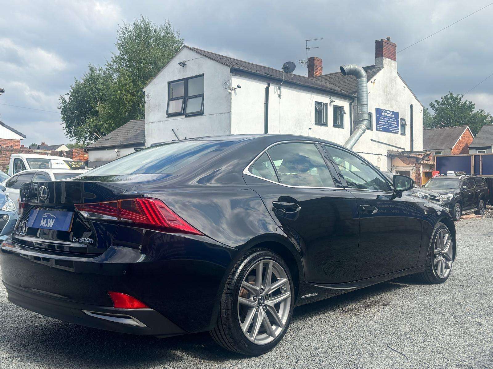 2019 LEXUS IS 2019 LEXUS IS