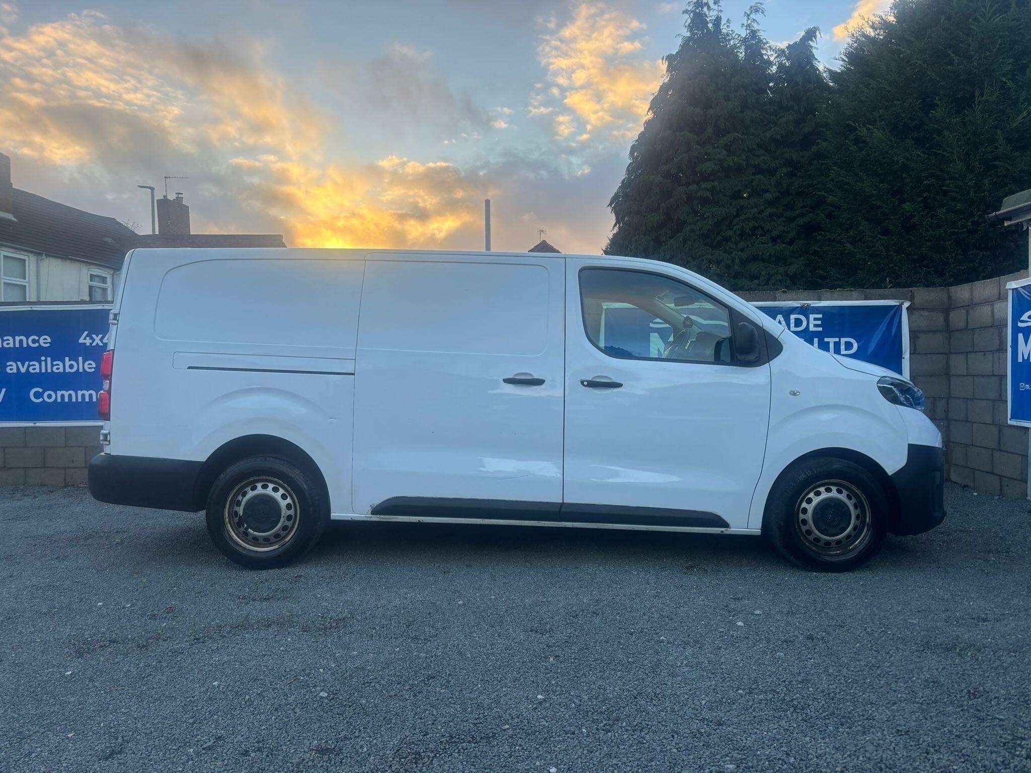 2020 TOYOTA PROACE 2020 TOYOTA PROACE