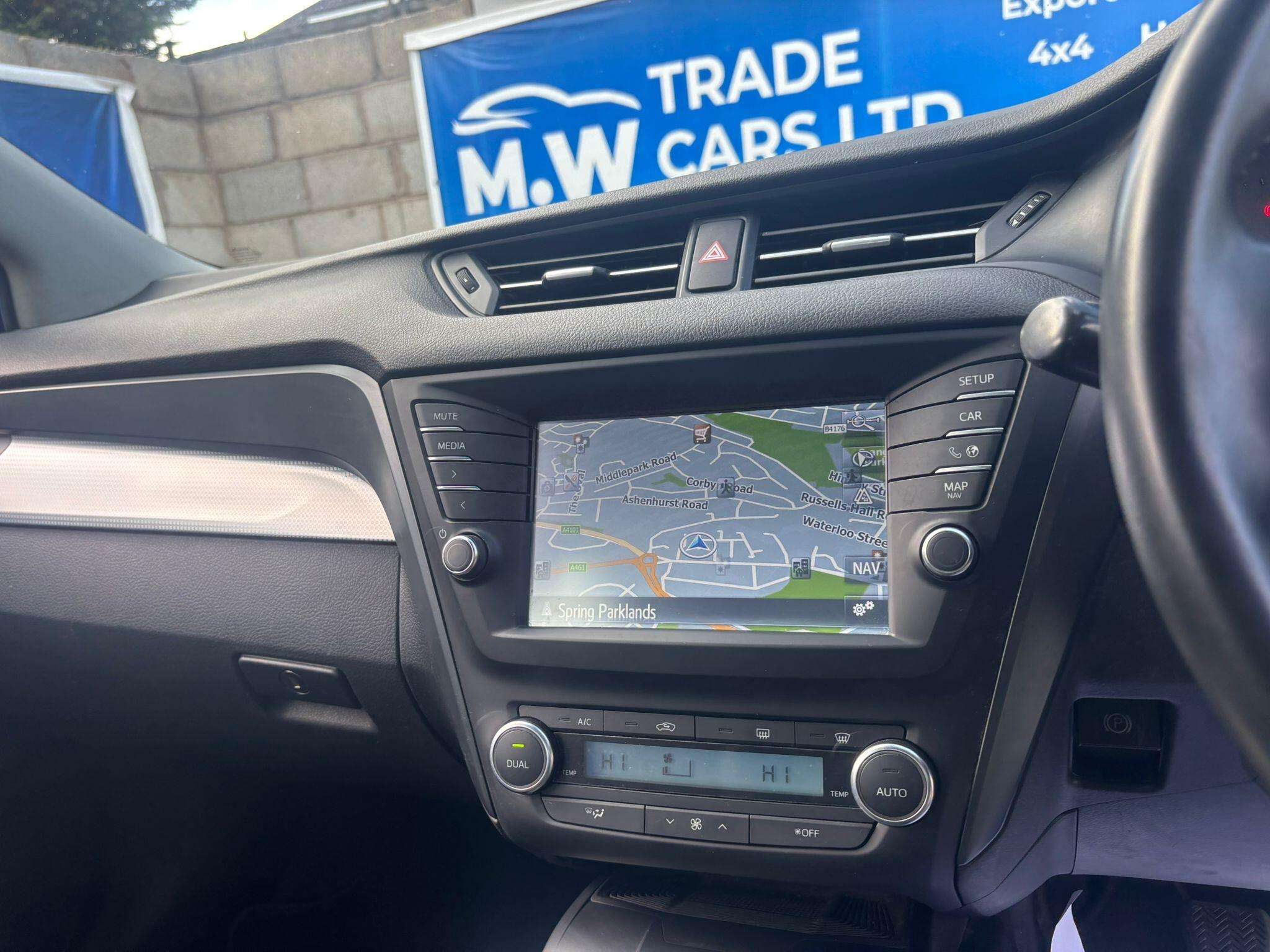 2016 TOYOTA AVENSIS 2016 TOYOTA AVENSIS