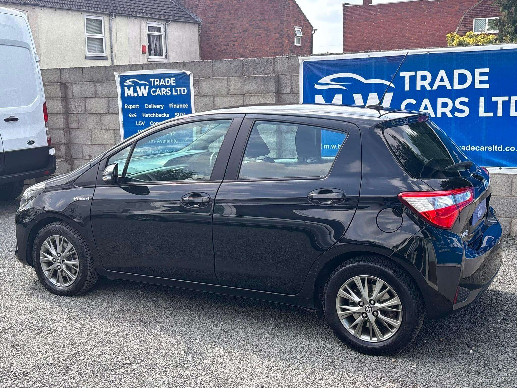 2018 TOYOTA YARIS 2018 TOYOTA YARIS