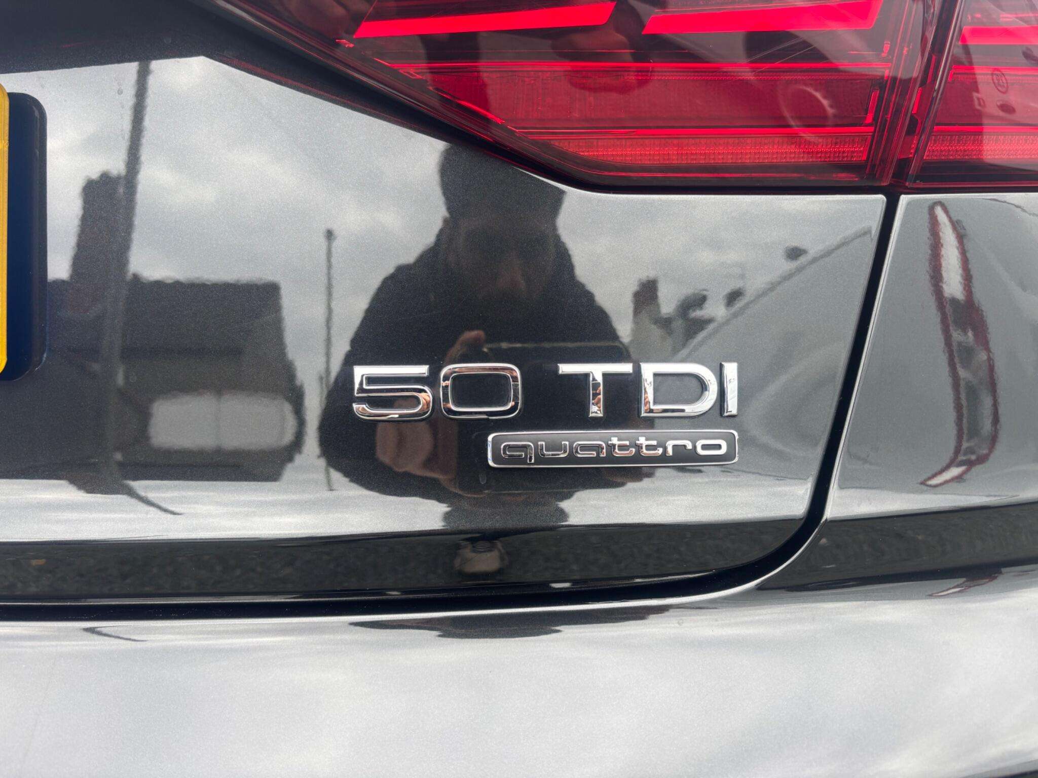 2023 AUDI A8 2023 AUDI A8