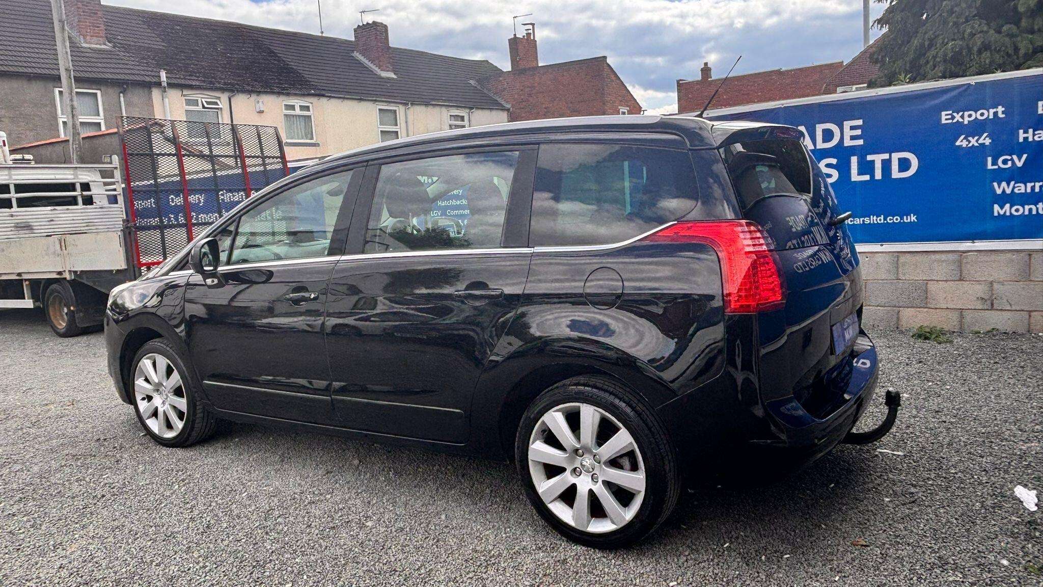 2015 PEUGEOT 5008 2015 PEUGEOT 5008