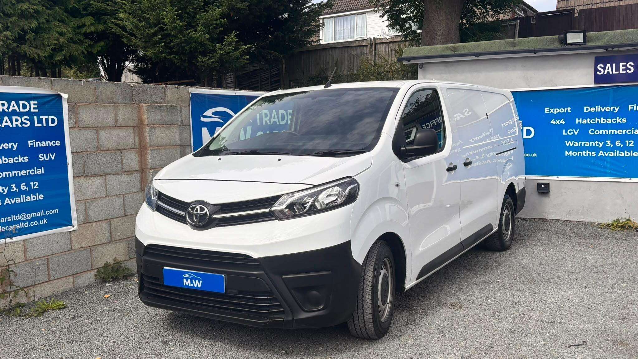 2022 TOYOTA PROACE 2022 TOYOTA PROACE